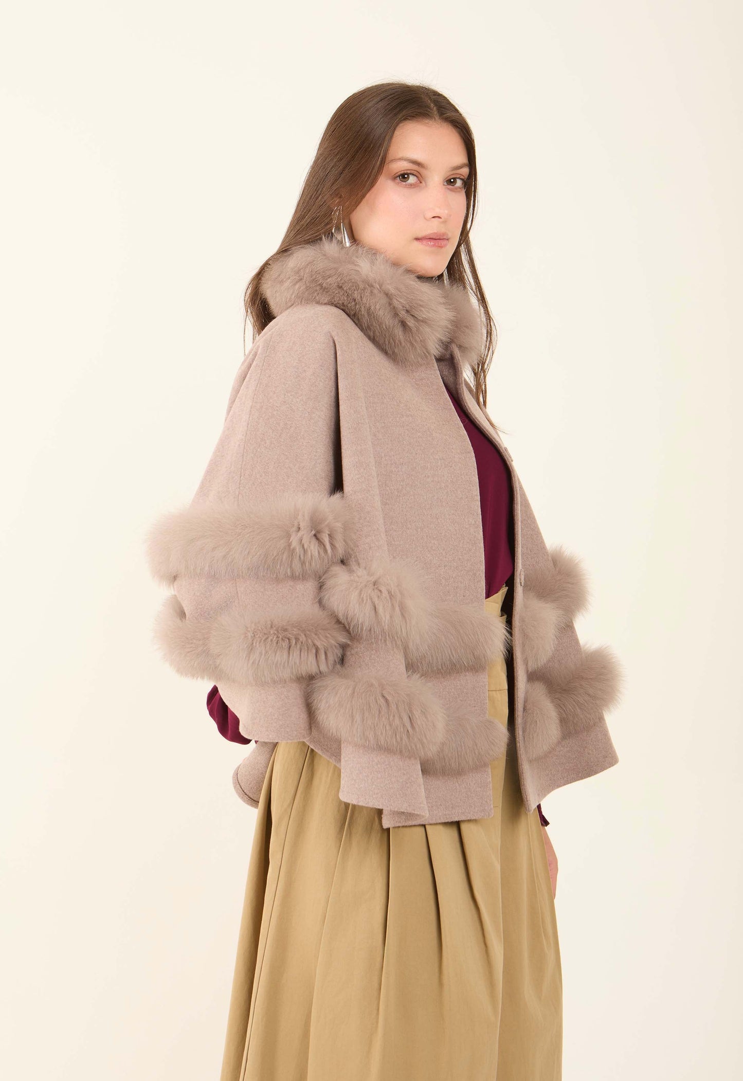 Women Cape Wool Beige