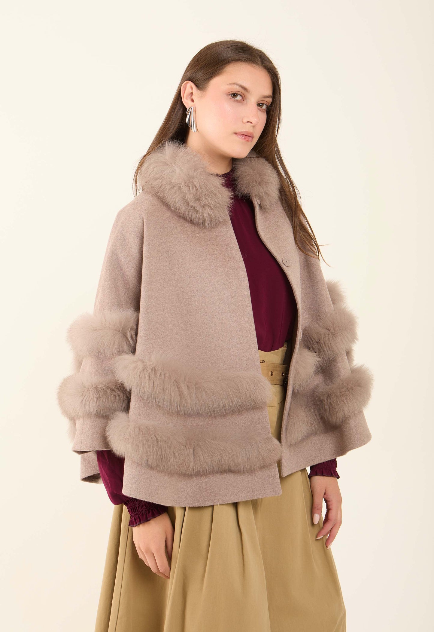 Women Cape Wool Beige