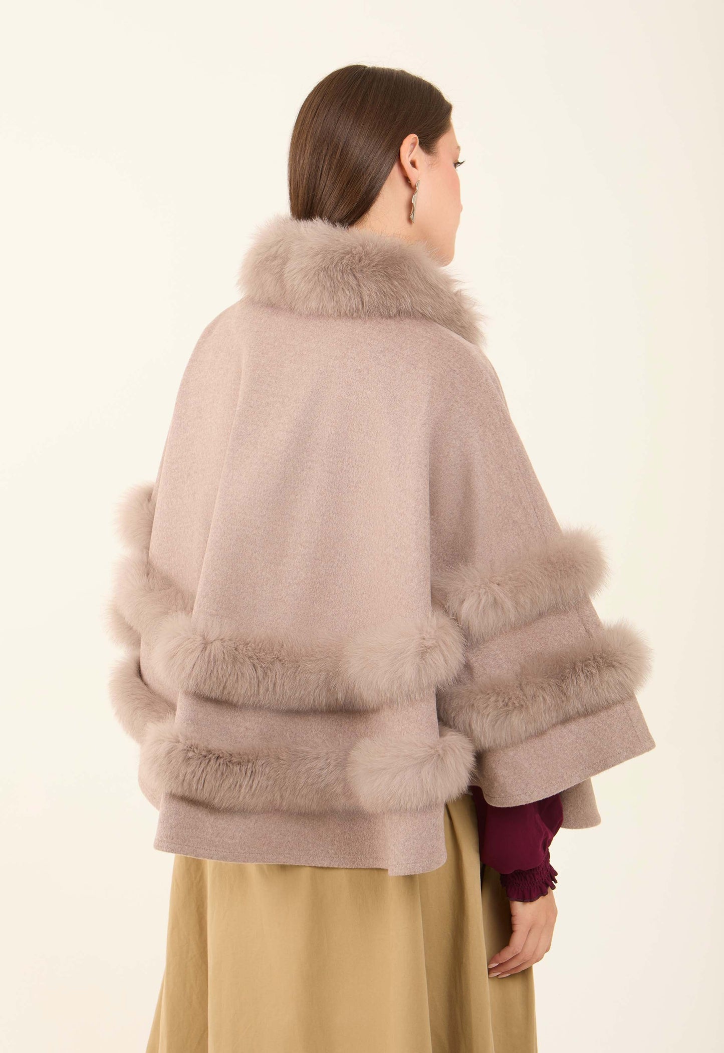 Women Cape Wool Beige