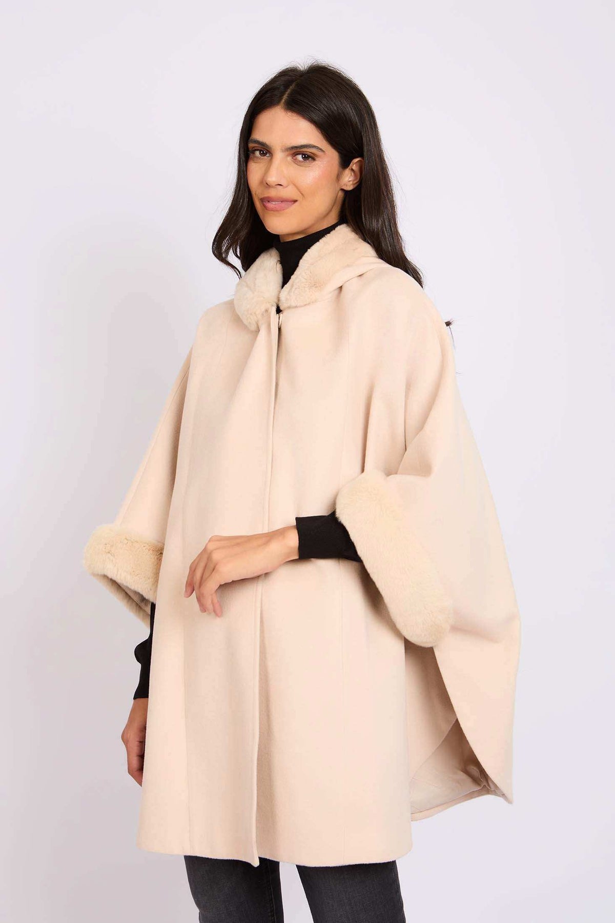 Women Cape Wool Ivory