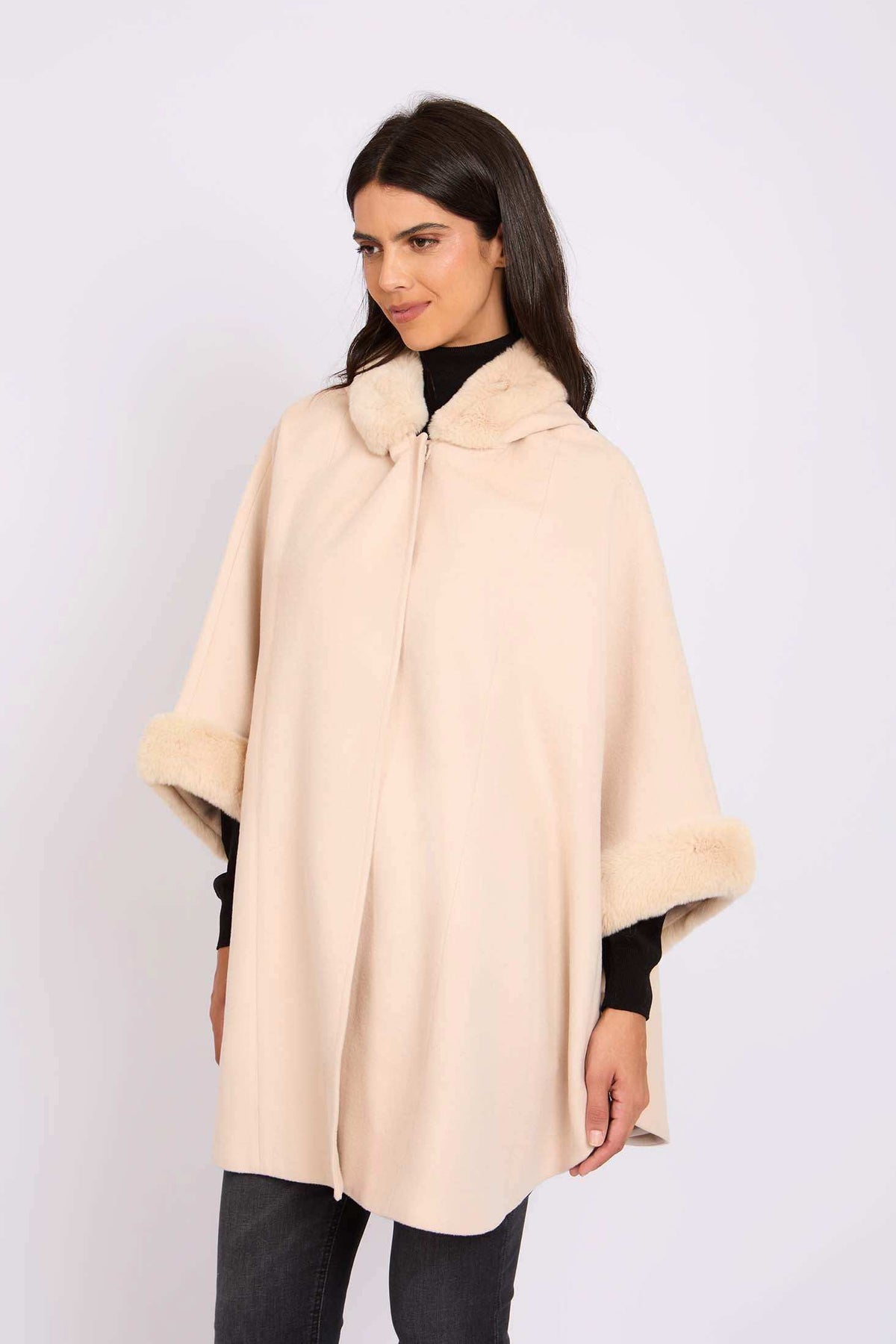 Women Cape Wool Ivory