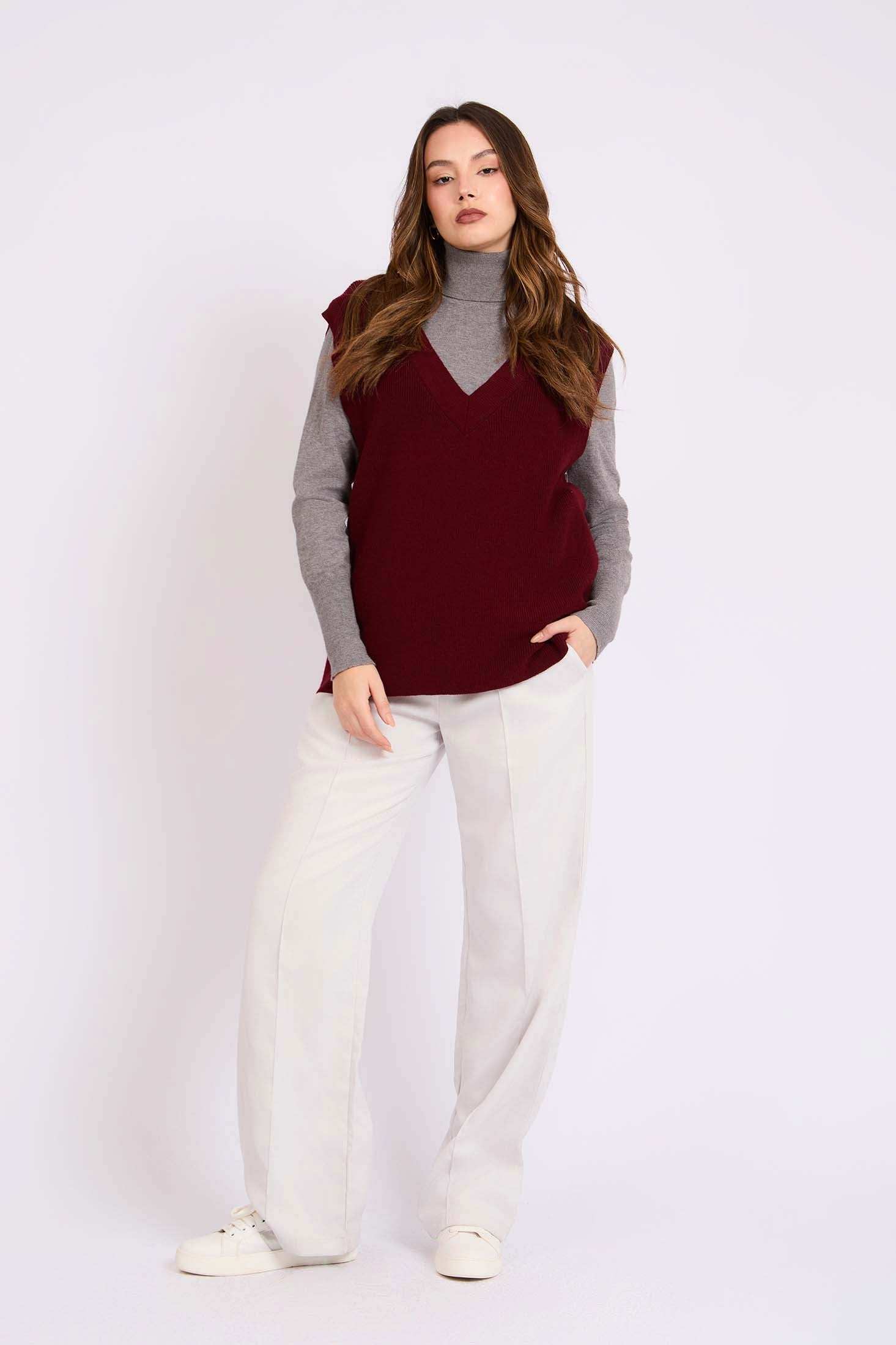 Women Regular Fit Vest Maroon