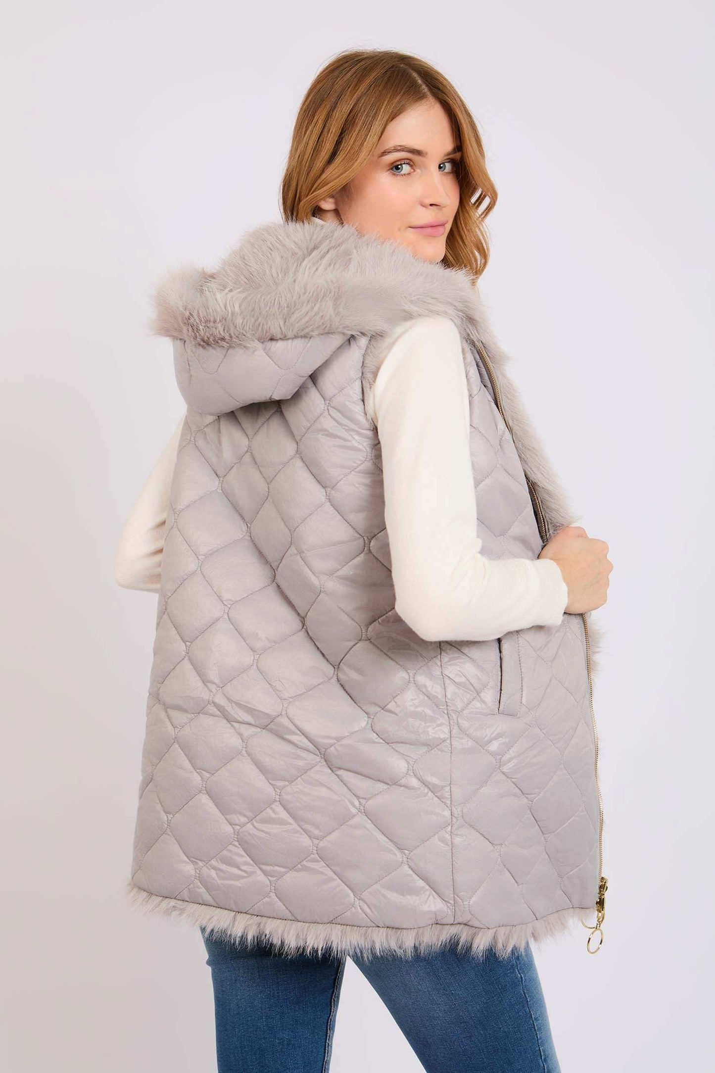 Women Regular Fit Vest Grey