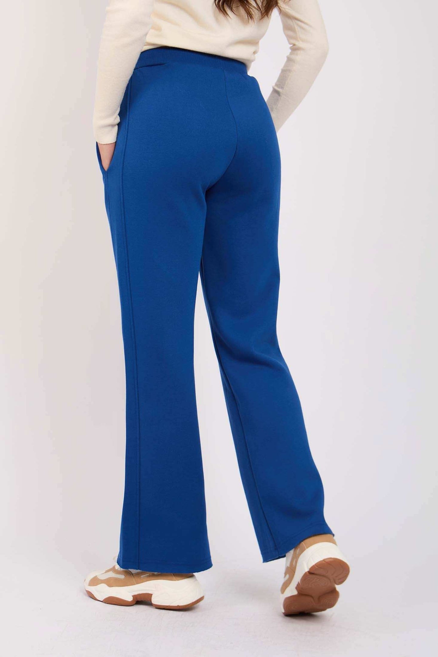 Women Regular Fit Sweat Pants