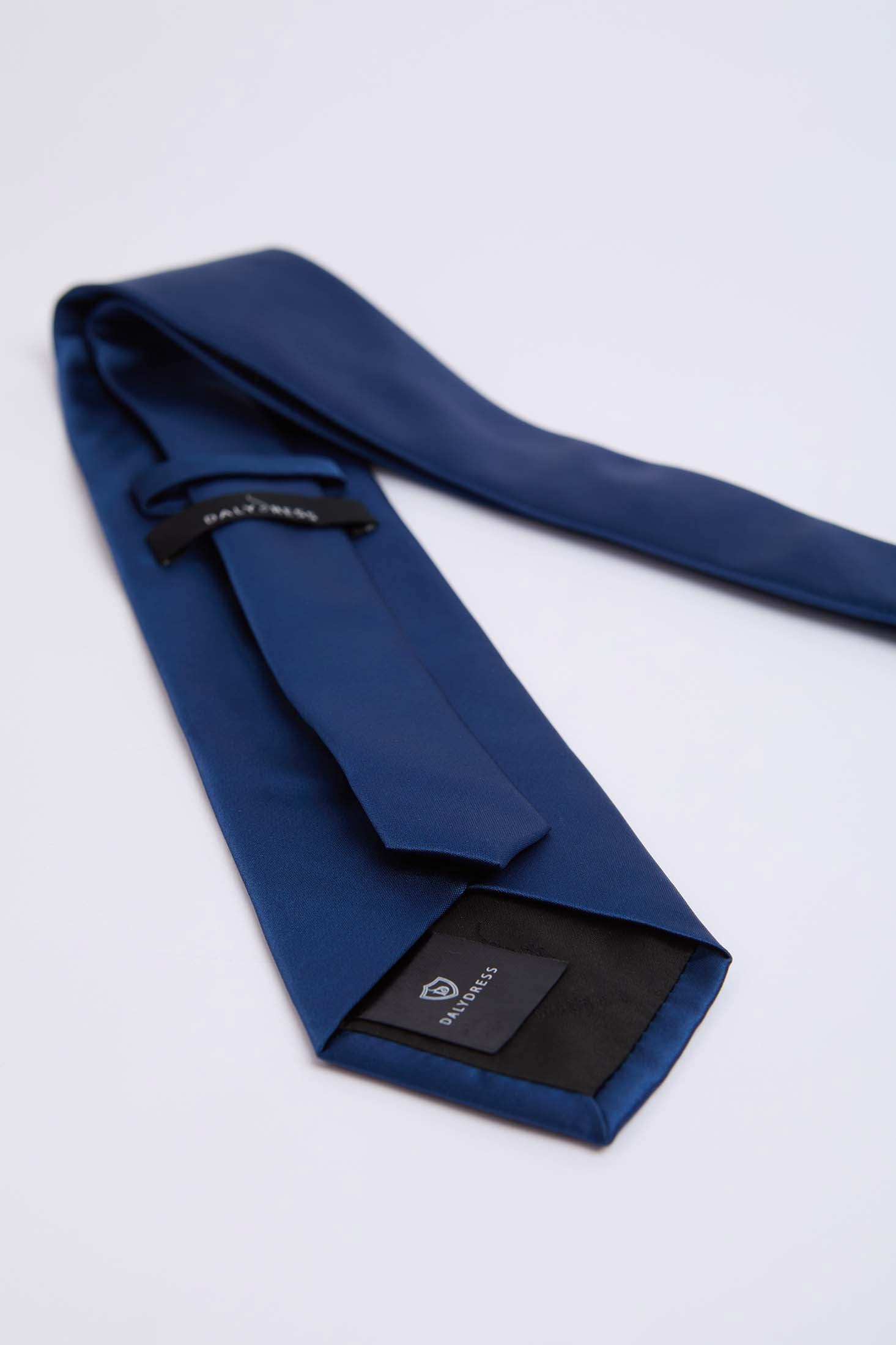 رجال يربط البحرية