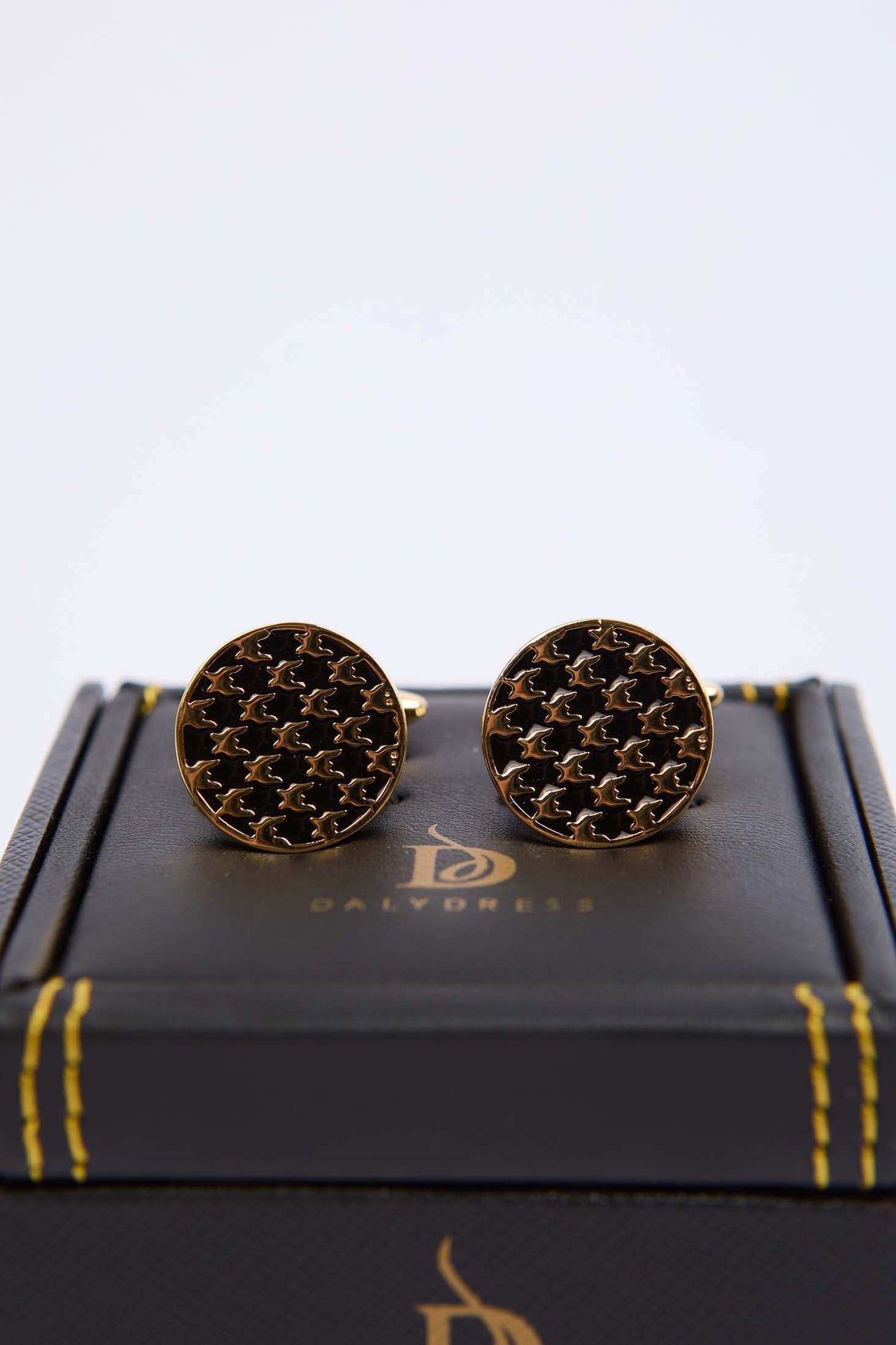 Men Regular Fit Cufflink Gold