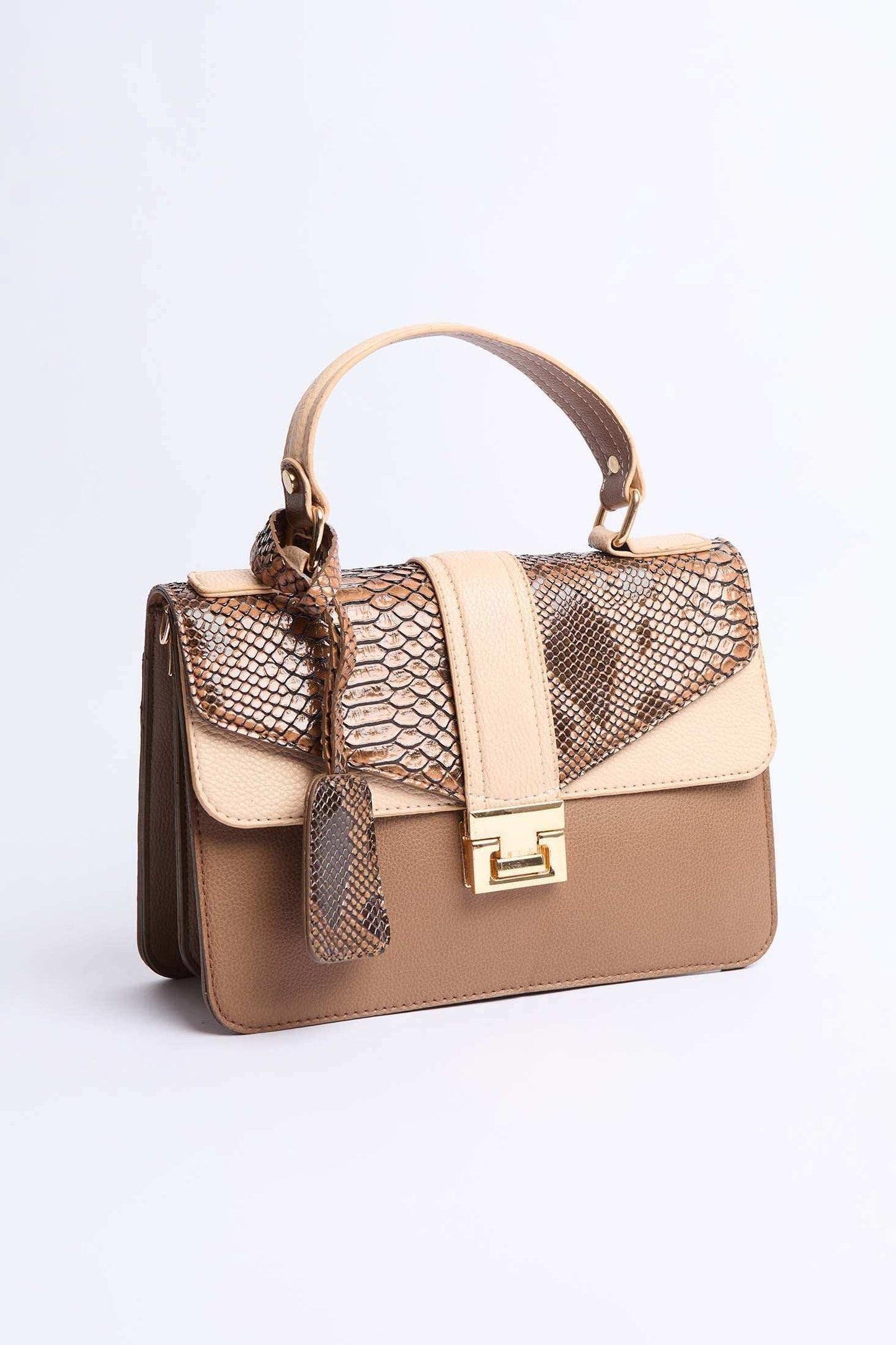 حقيبة نسائية - سوداء