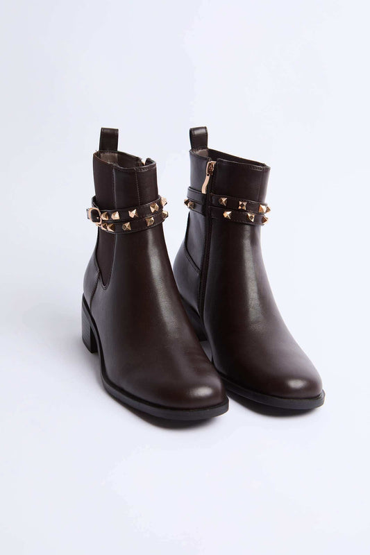 Women Shoes Brown