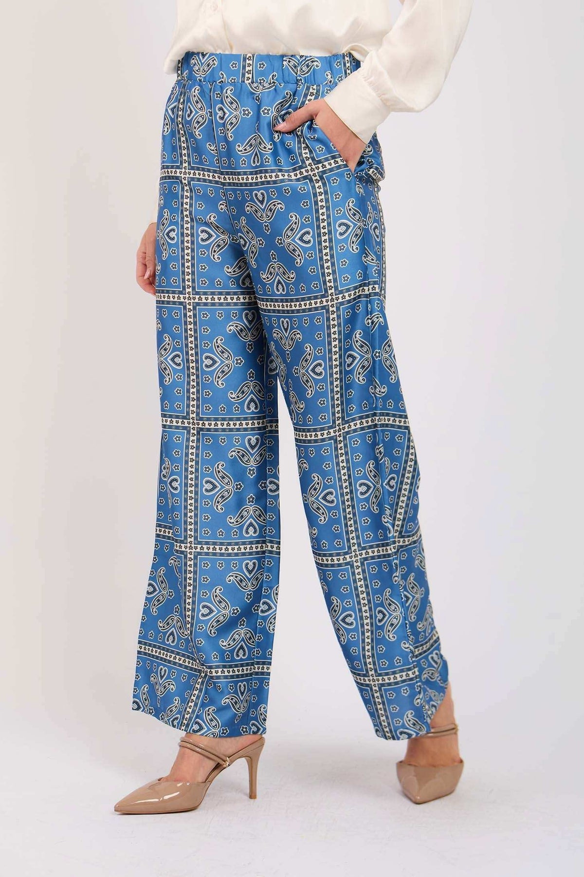 Women Pants from Dare Blue