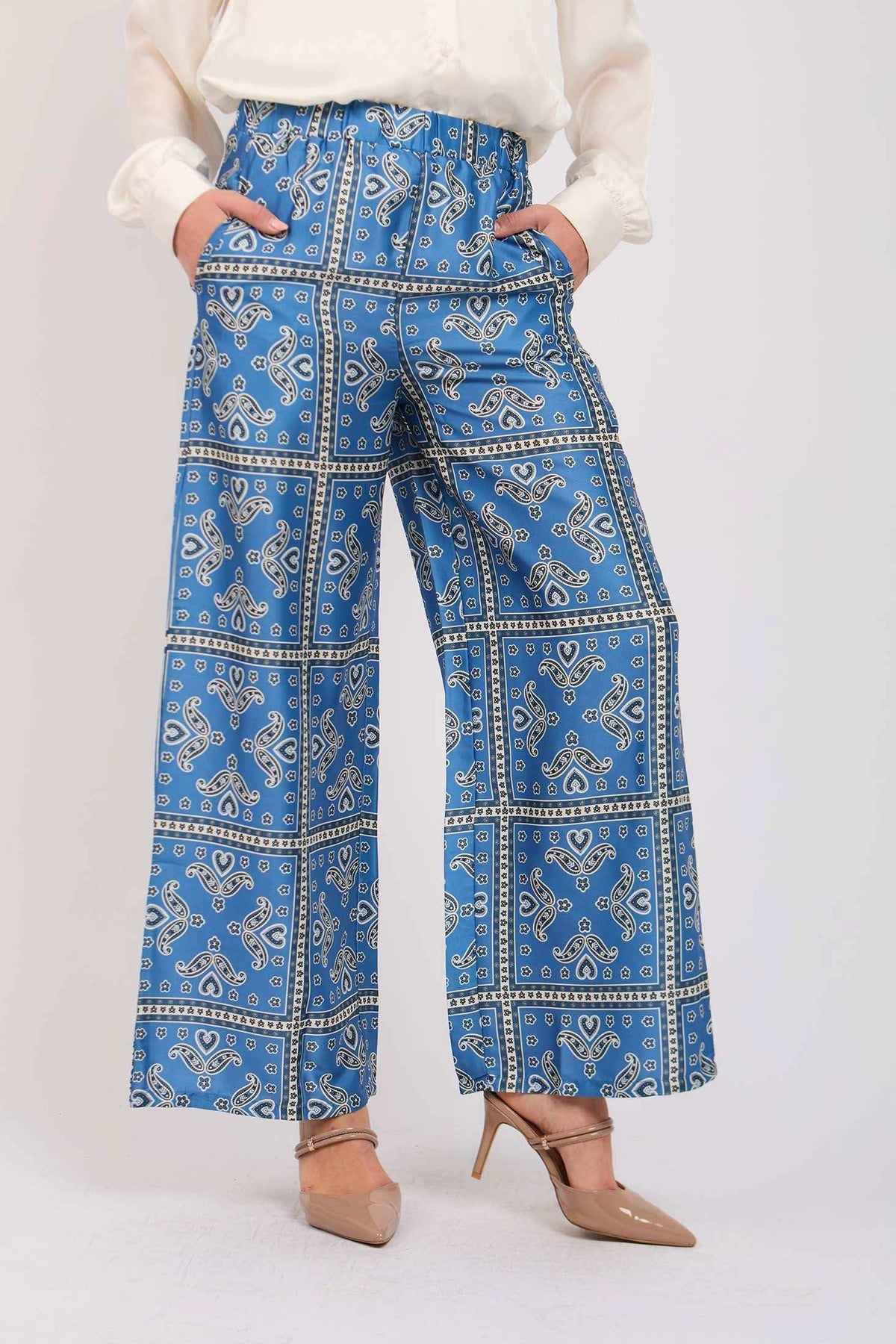 Women Pants from Dare Blue