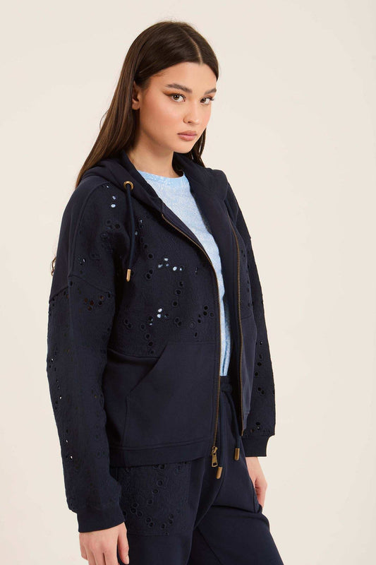 Long Sleeves Perforated Zipped Hoodie