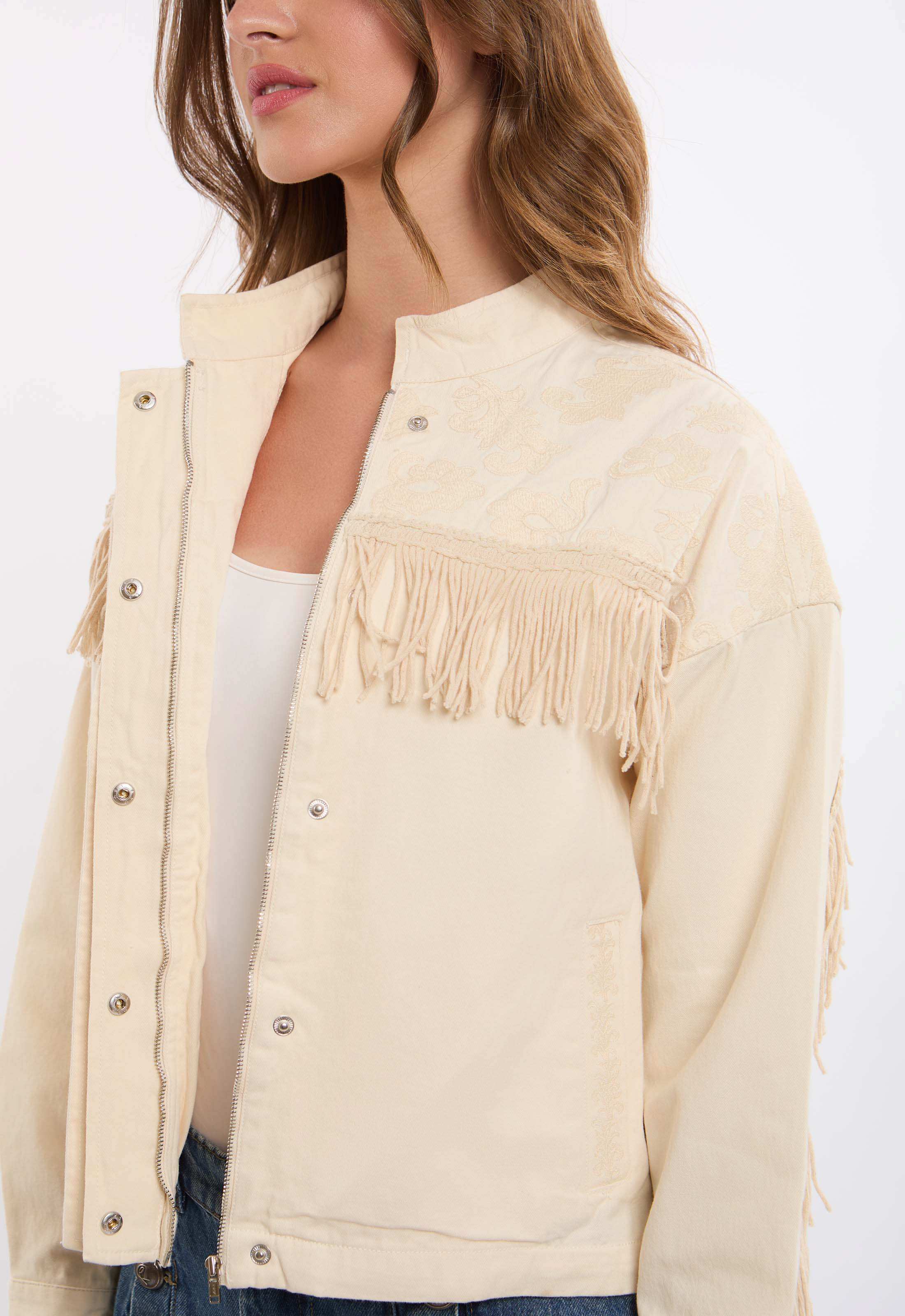 جاكيت دنيم دانتيل & شراشيب