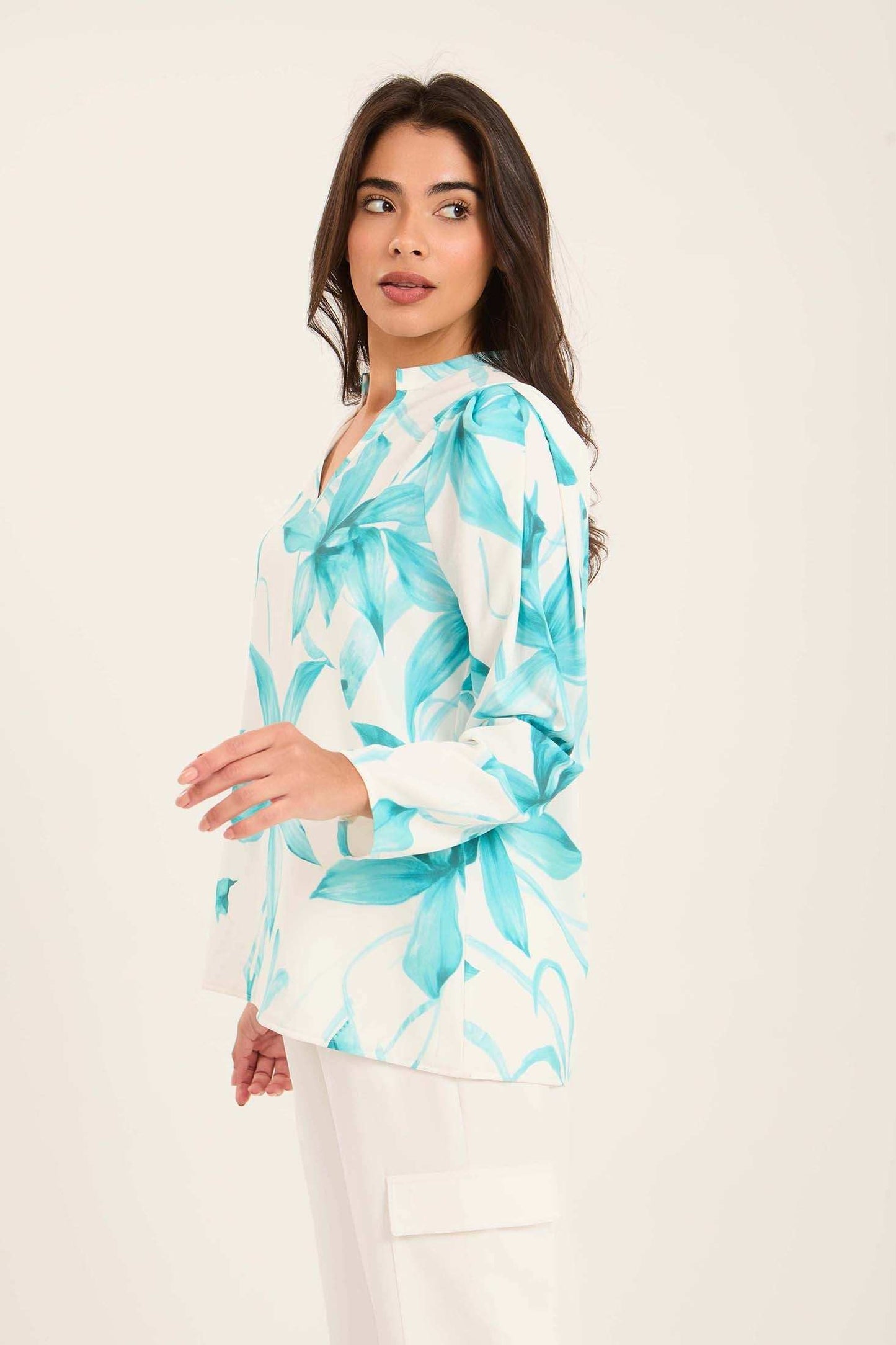 Floral Print V-Neck Blouse