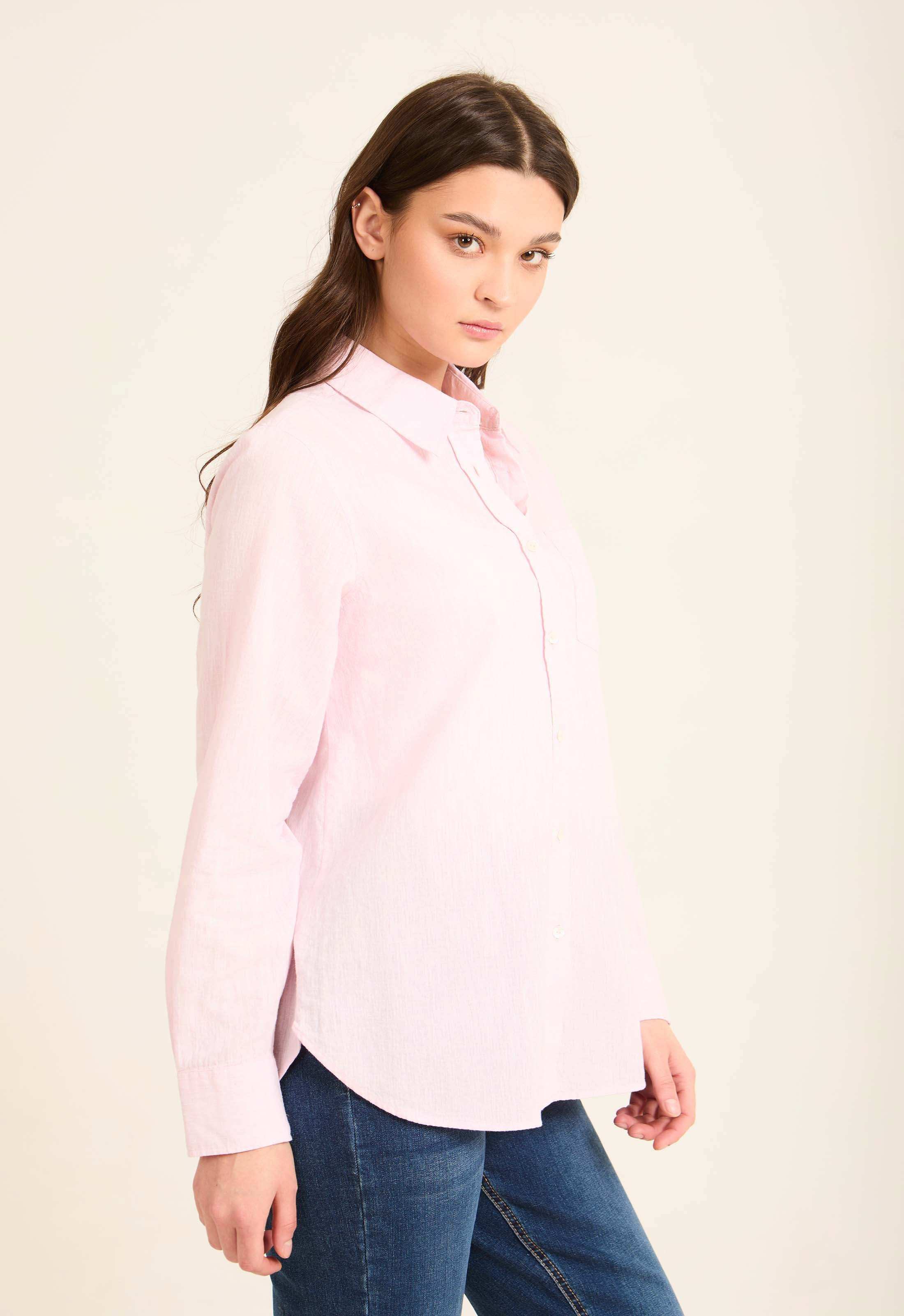 Classic Linen Shirt with Front Pocket