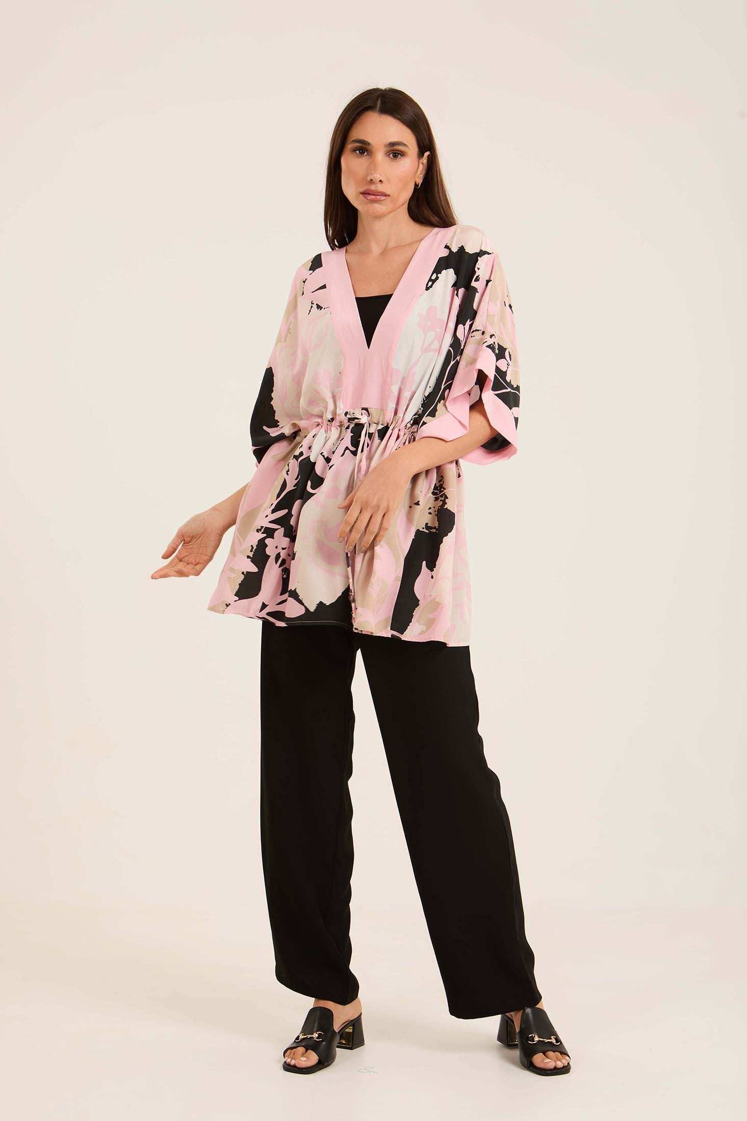 كيمونو نسائي متعدد الألوان