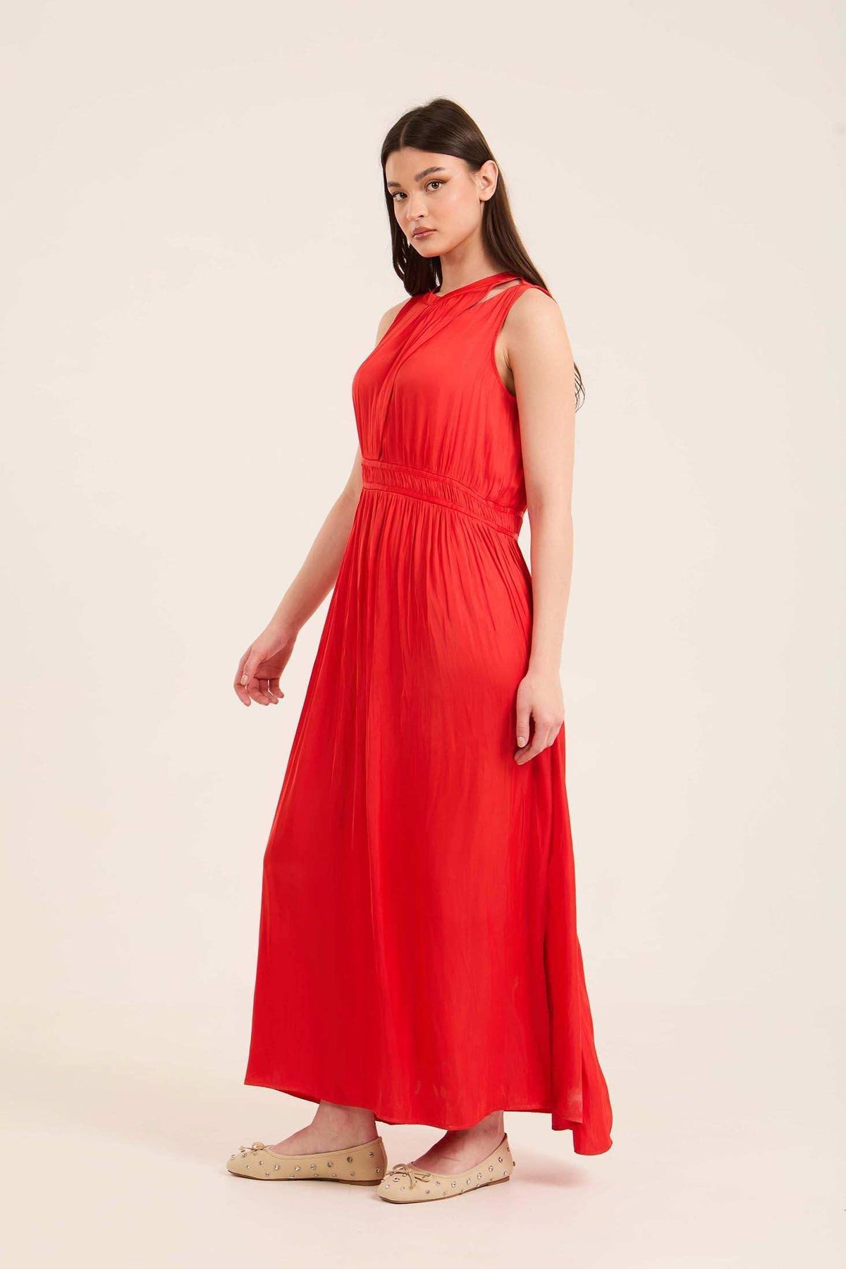 Feminine Sleeveless Summer Maxi Dress