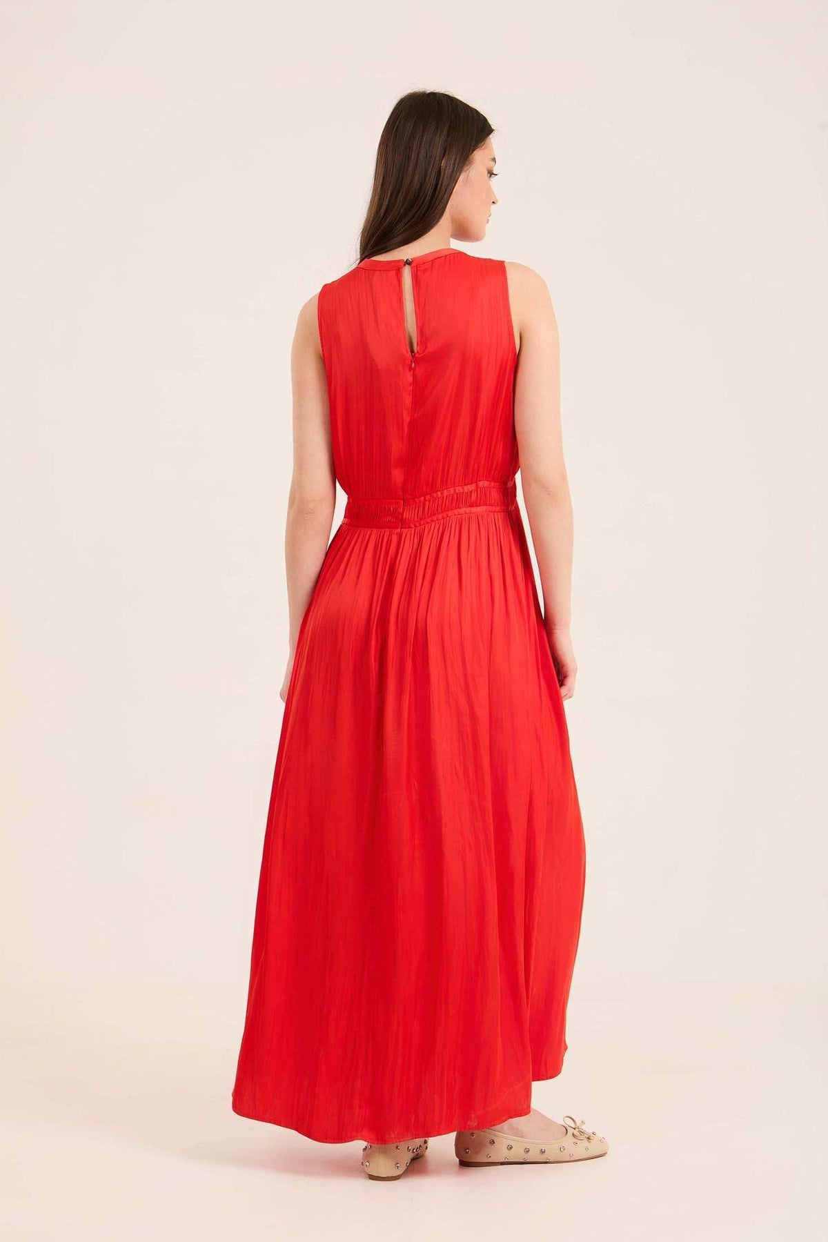 Feminine Sleeveless Summer Maxi Dress