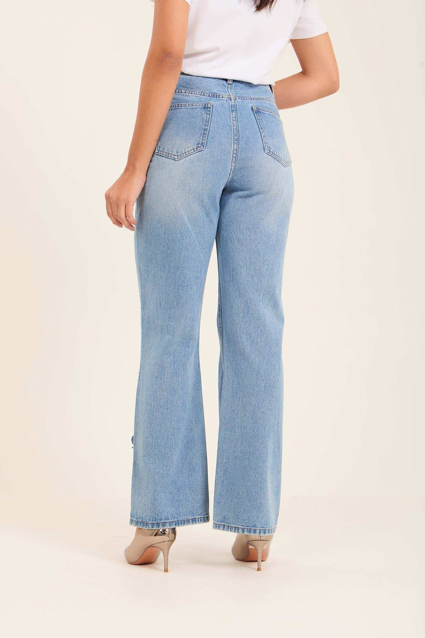 Embroidered Hem Straight-Leg Jeans