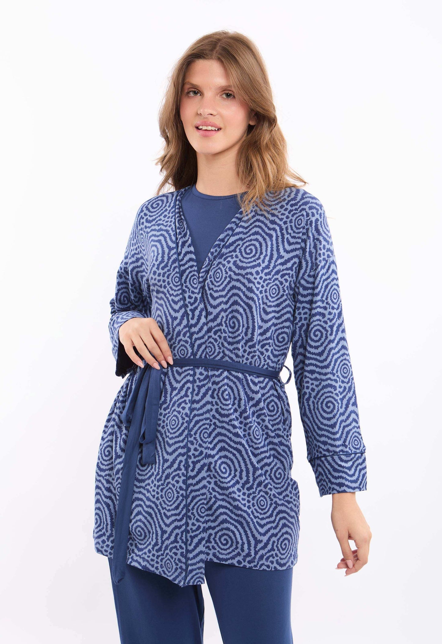 Comfy Viscose Pajama Set with Patterned Robe - 3 Pcs