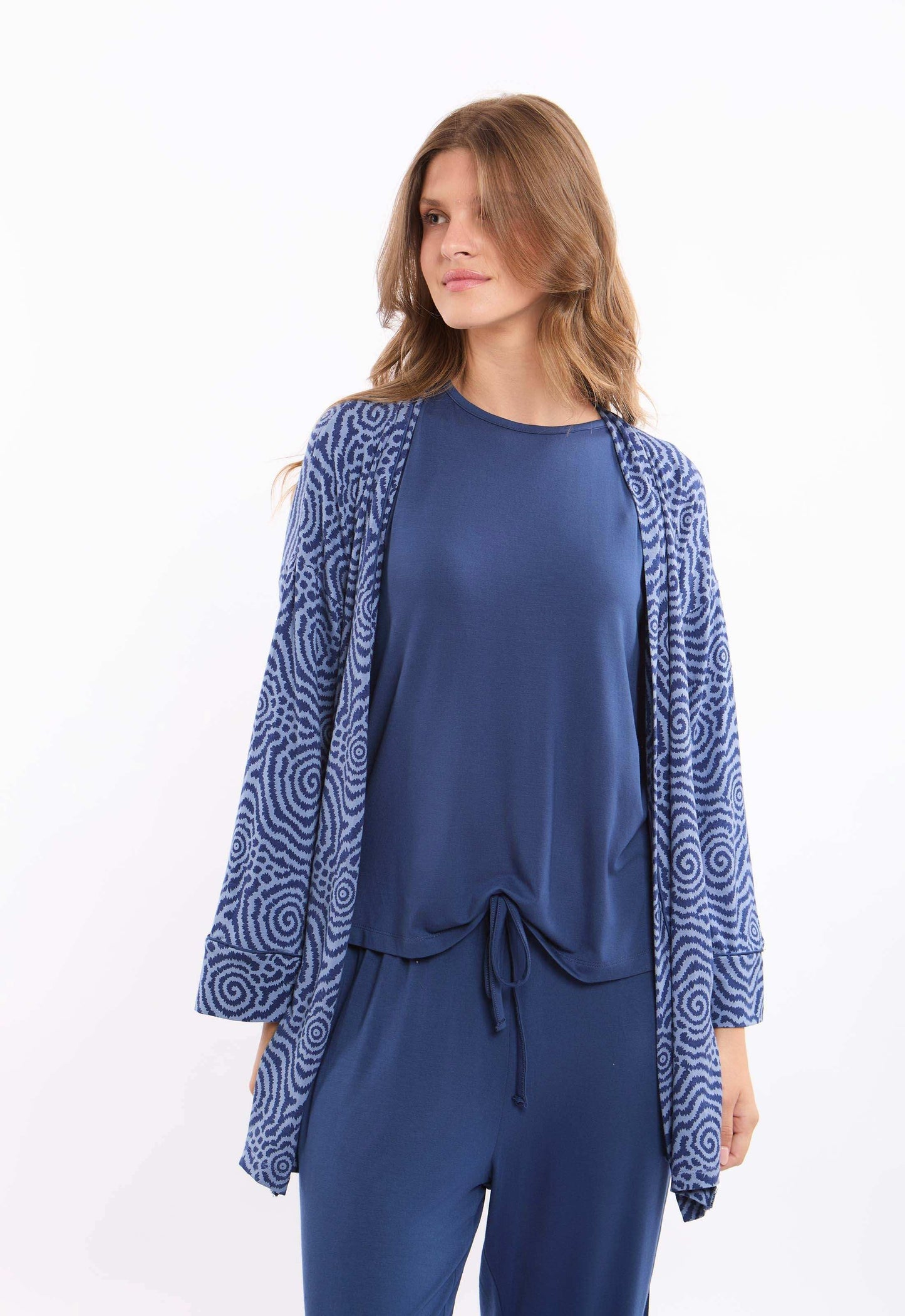Comfy Viscose Pajama Set with Patterned Robe - 3 Pcs