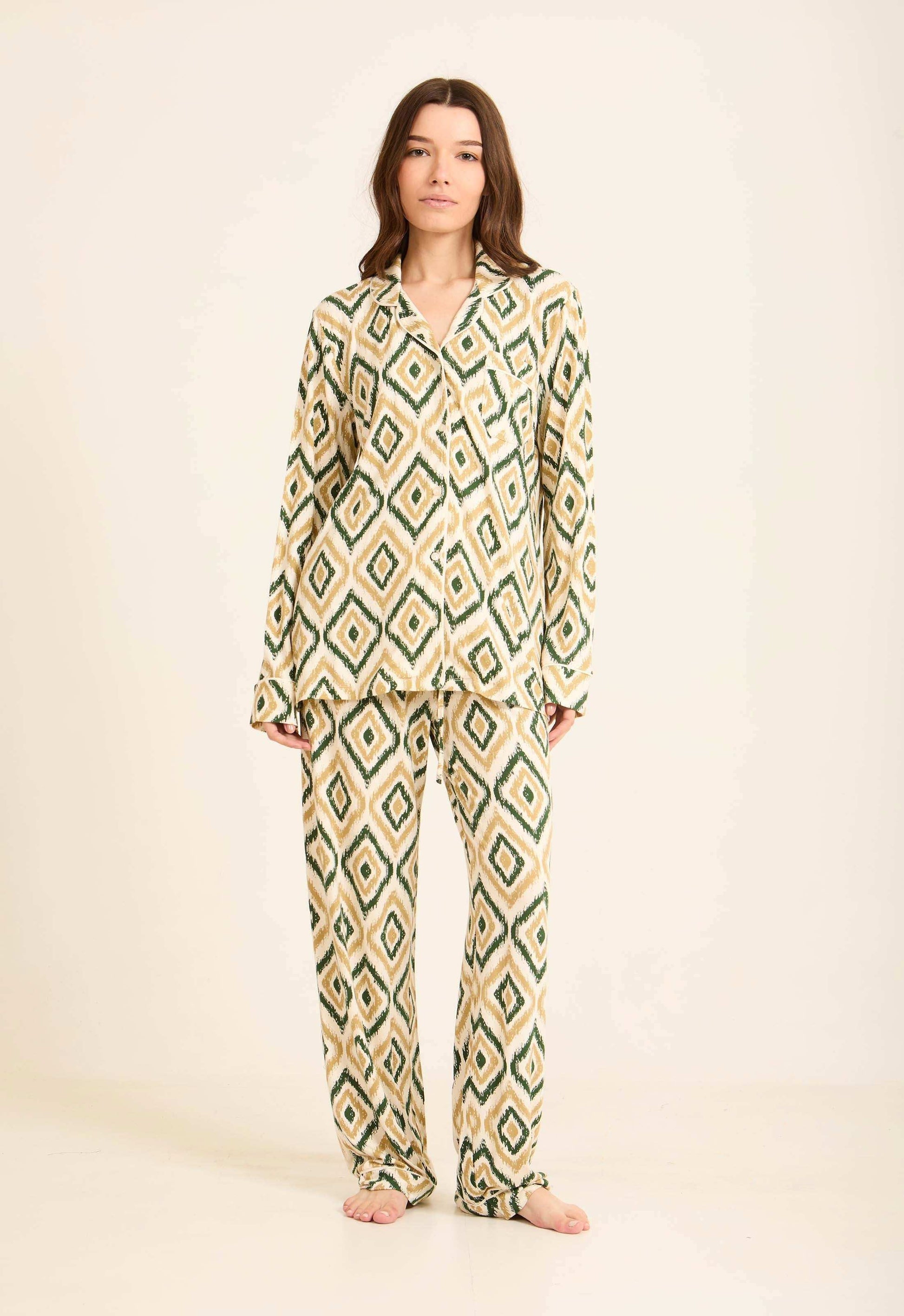 Geometric Pattern Pajama Set with Classic Collar