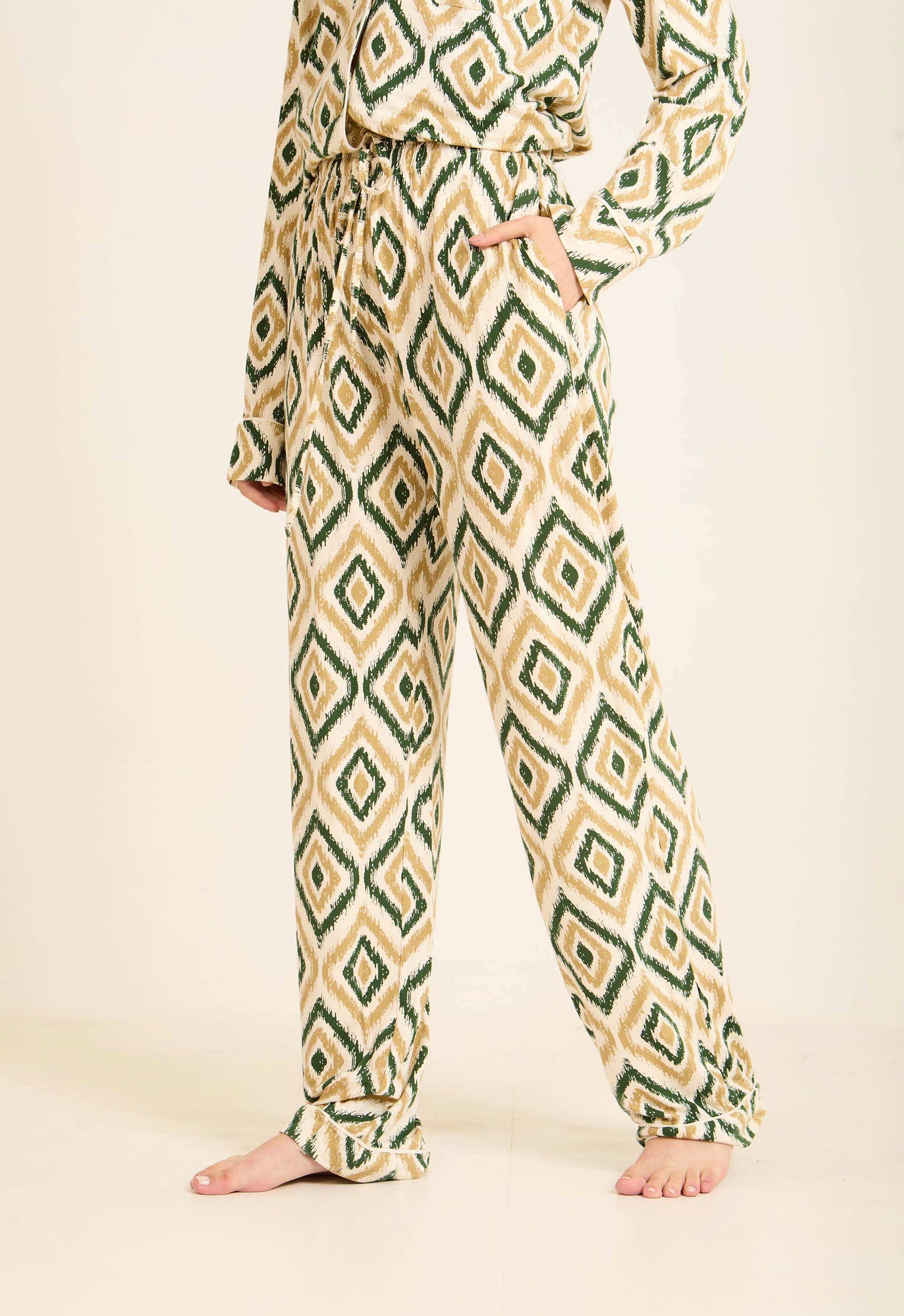 Geometric Pattern Pajama Set with Classic Collar