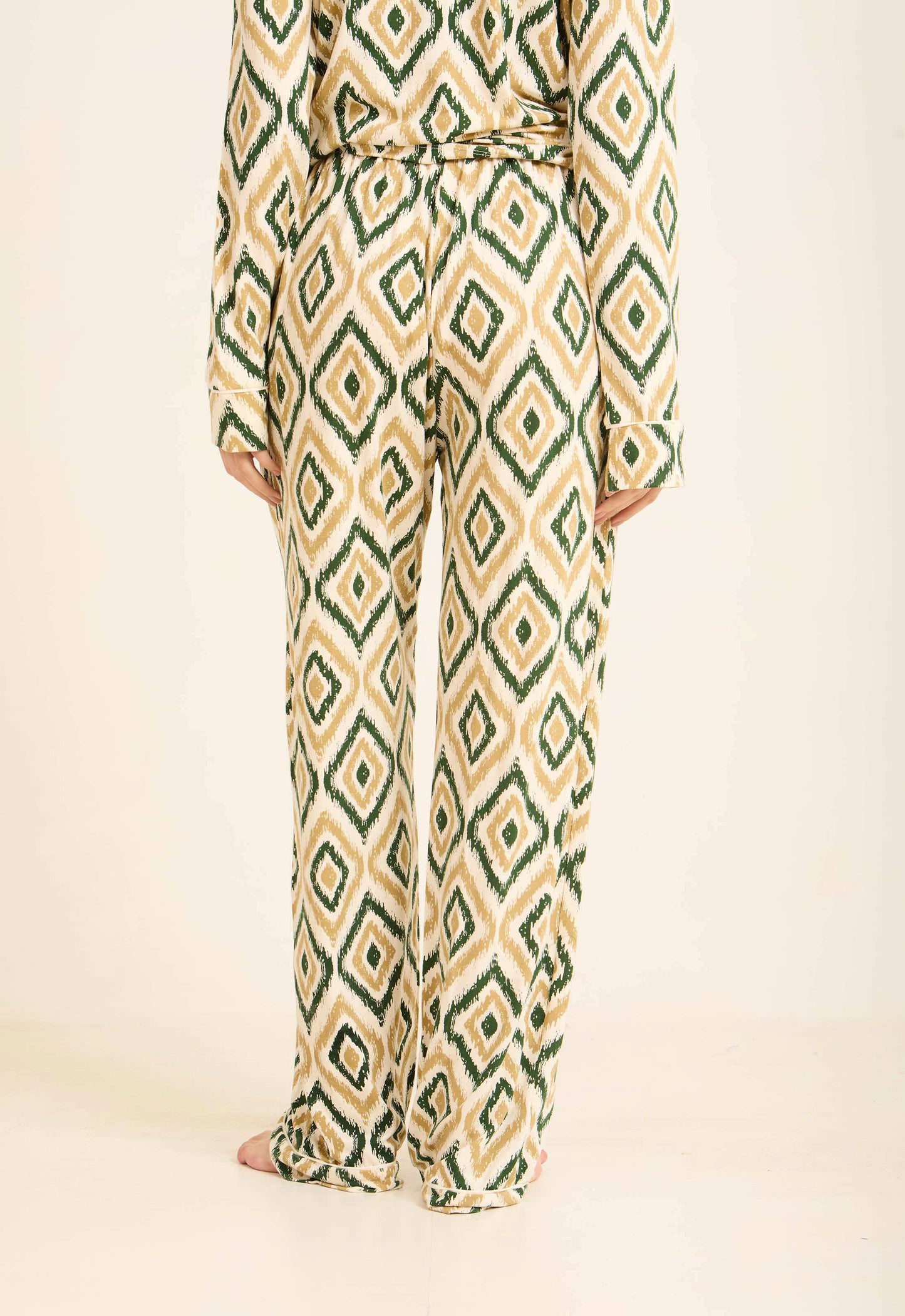 Geometric Pattern Pajama Set with Classic Collar