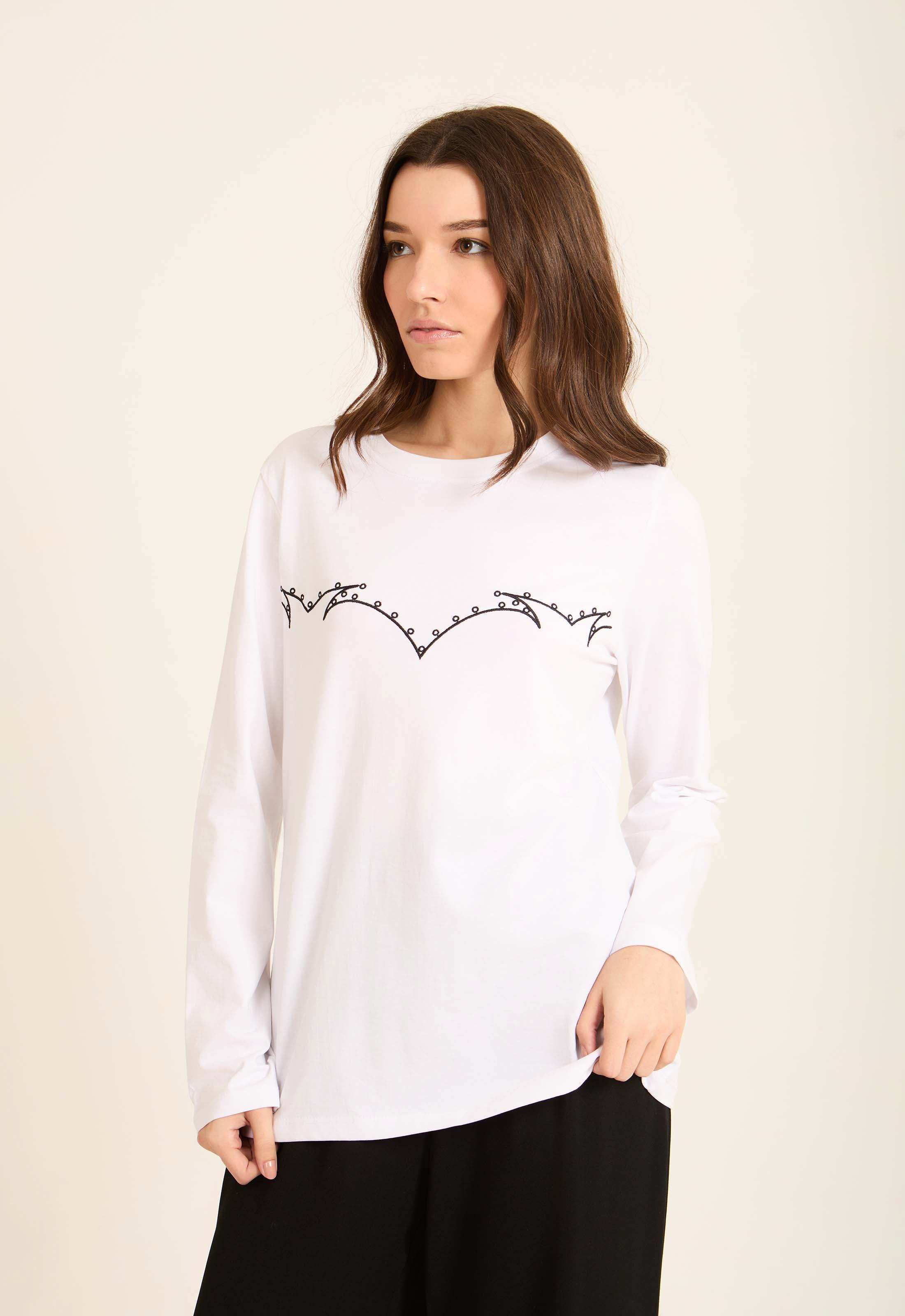 Front Stitches Long Sleeves Tee