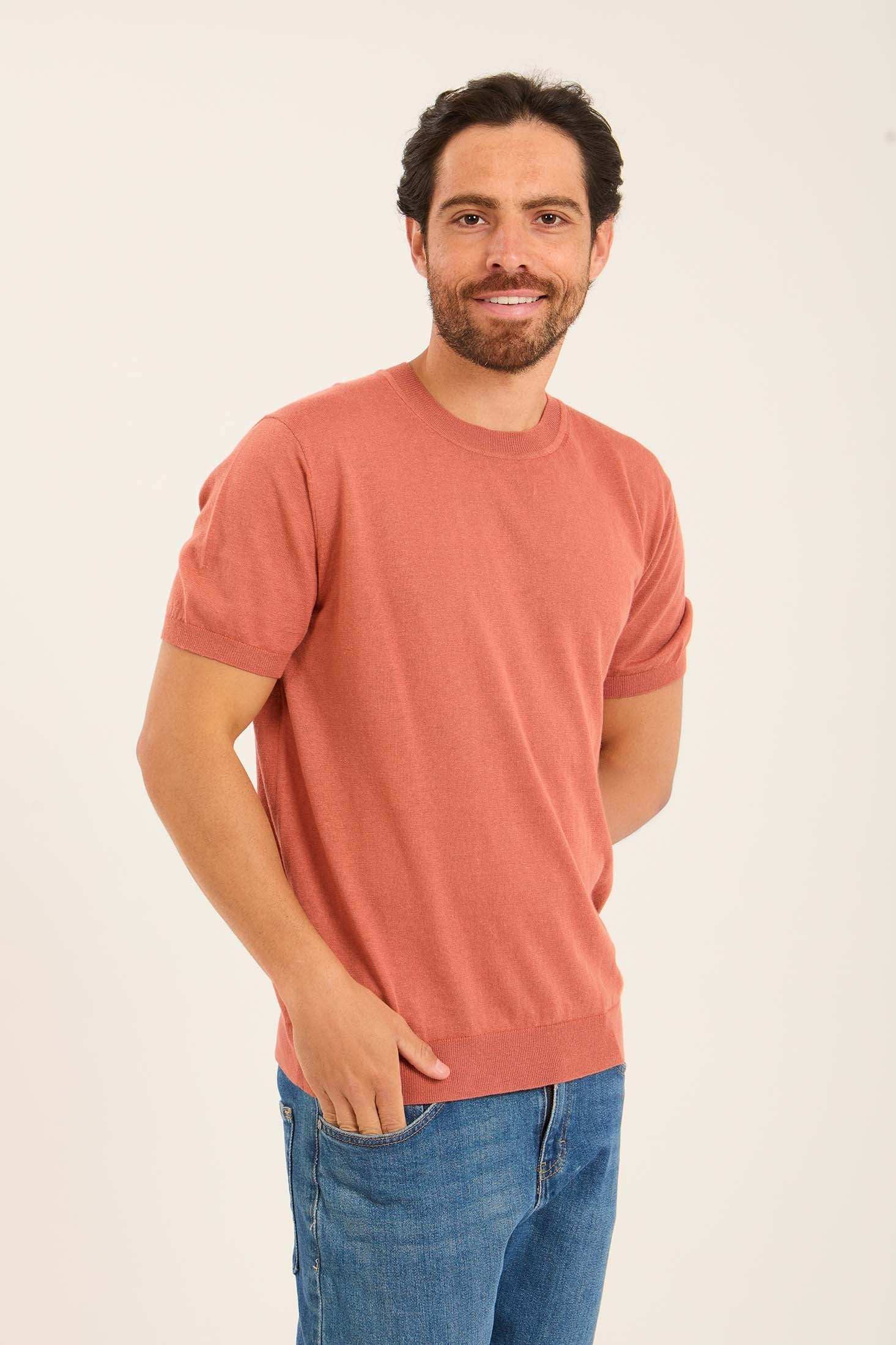 Short Sleeves Textured Tee with Hem