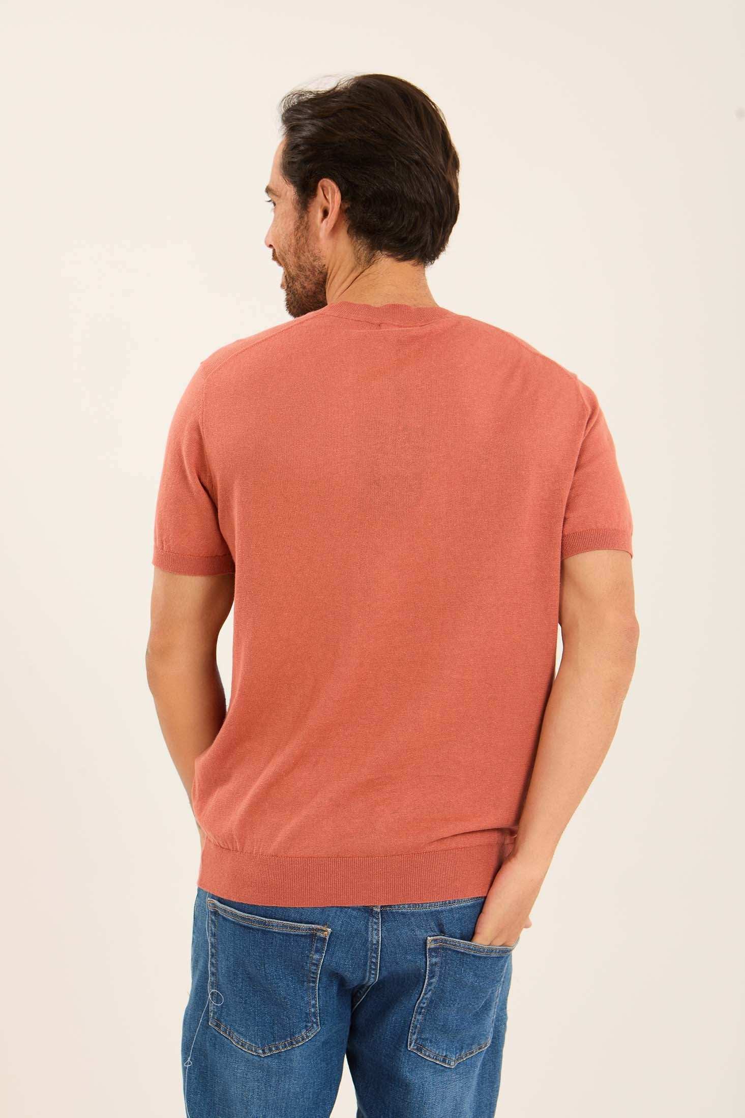 Short Sleeves Textured Tee with Hem