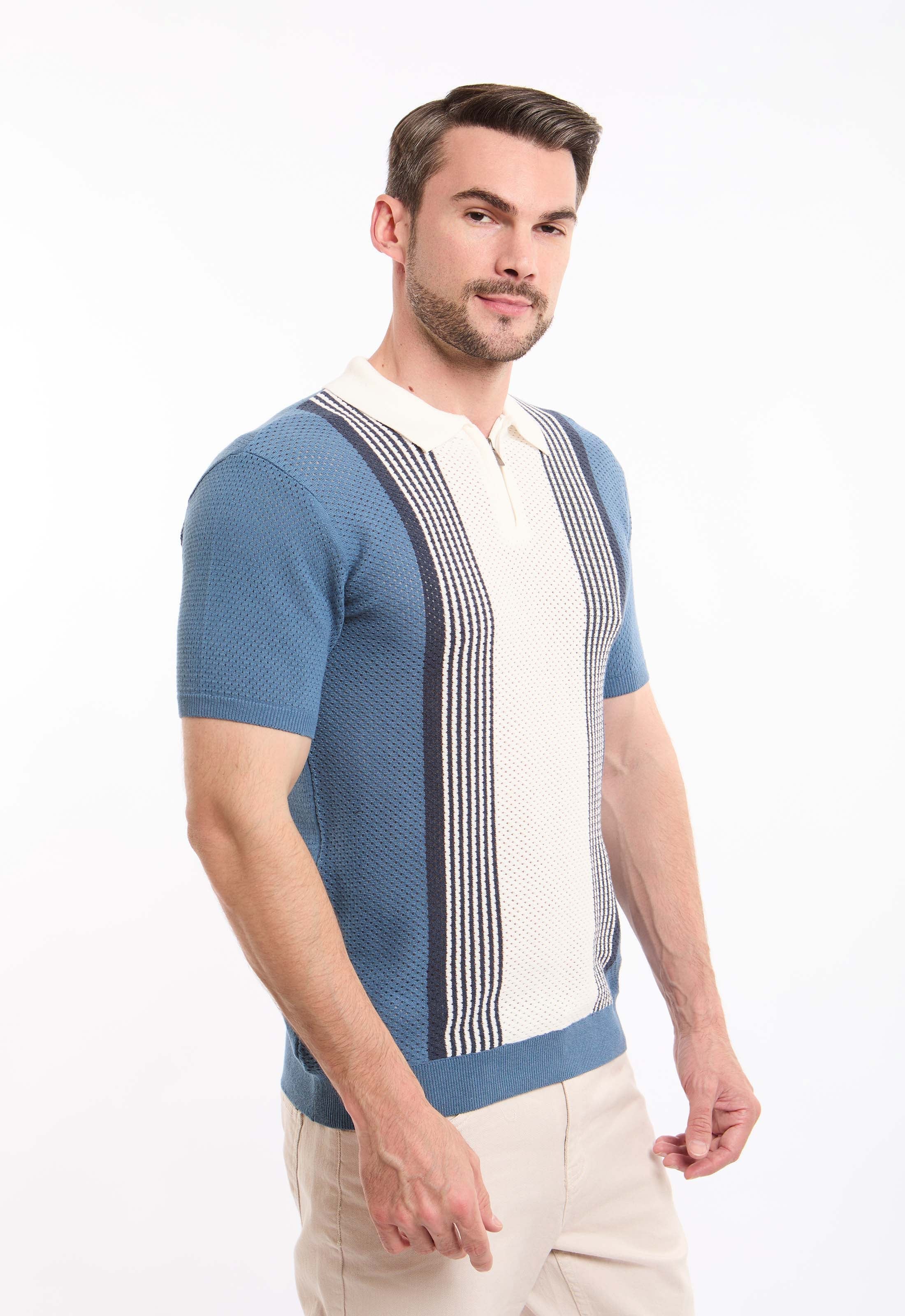 Short Sleeves Perforated Zipped Polo Shirt