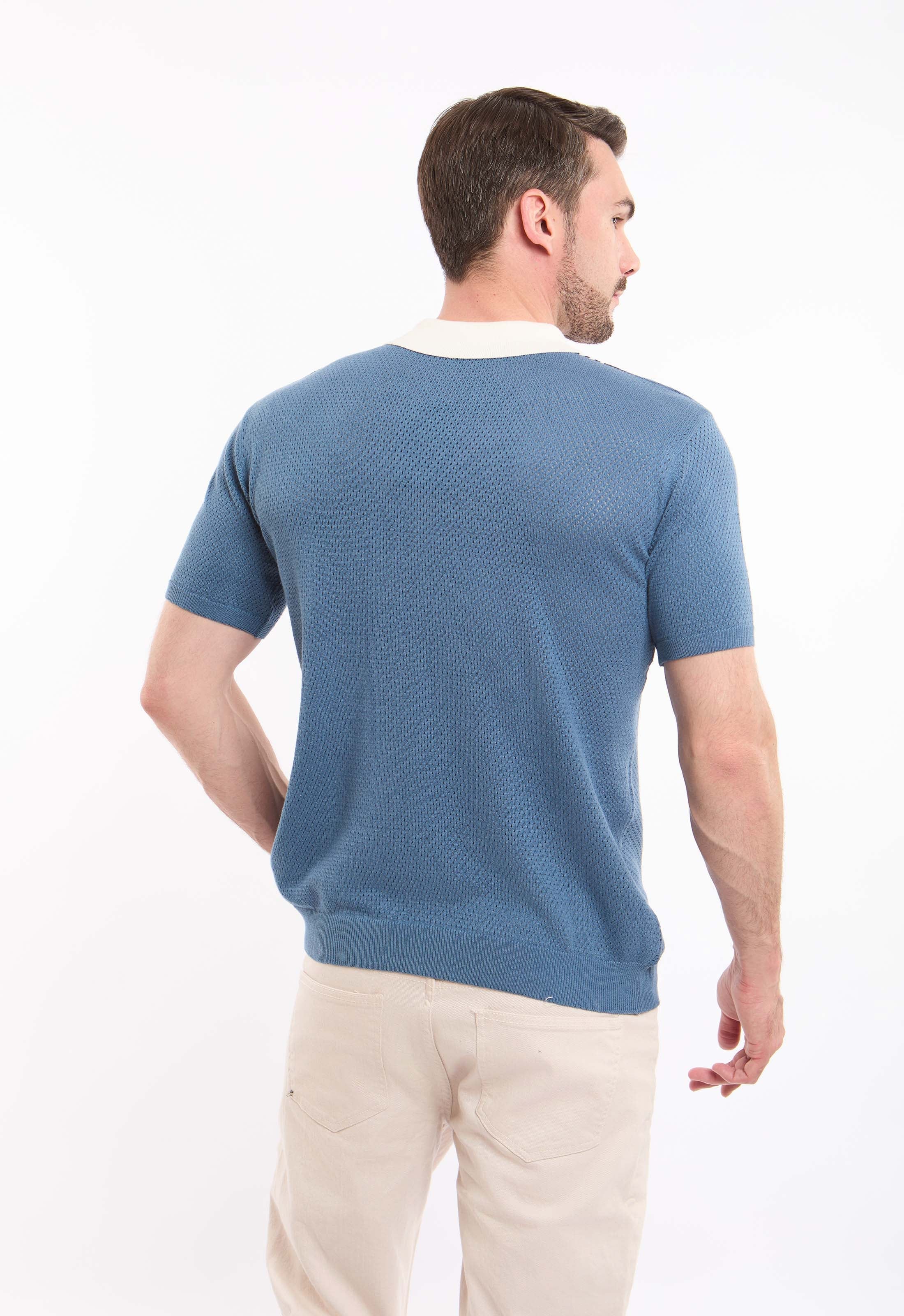 Short Sleeves Perforated Zipped Polo Shirt