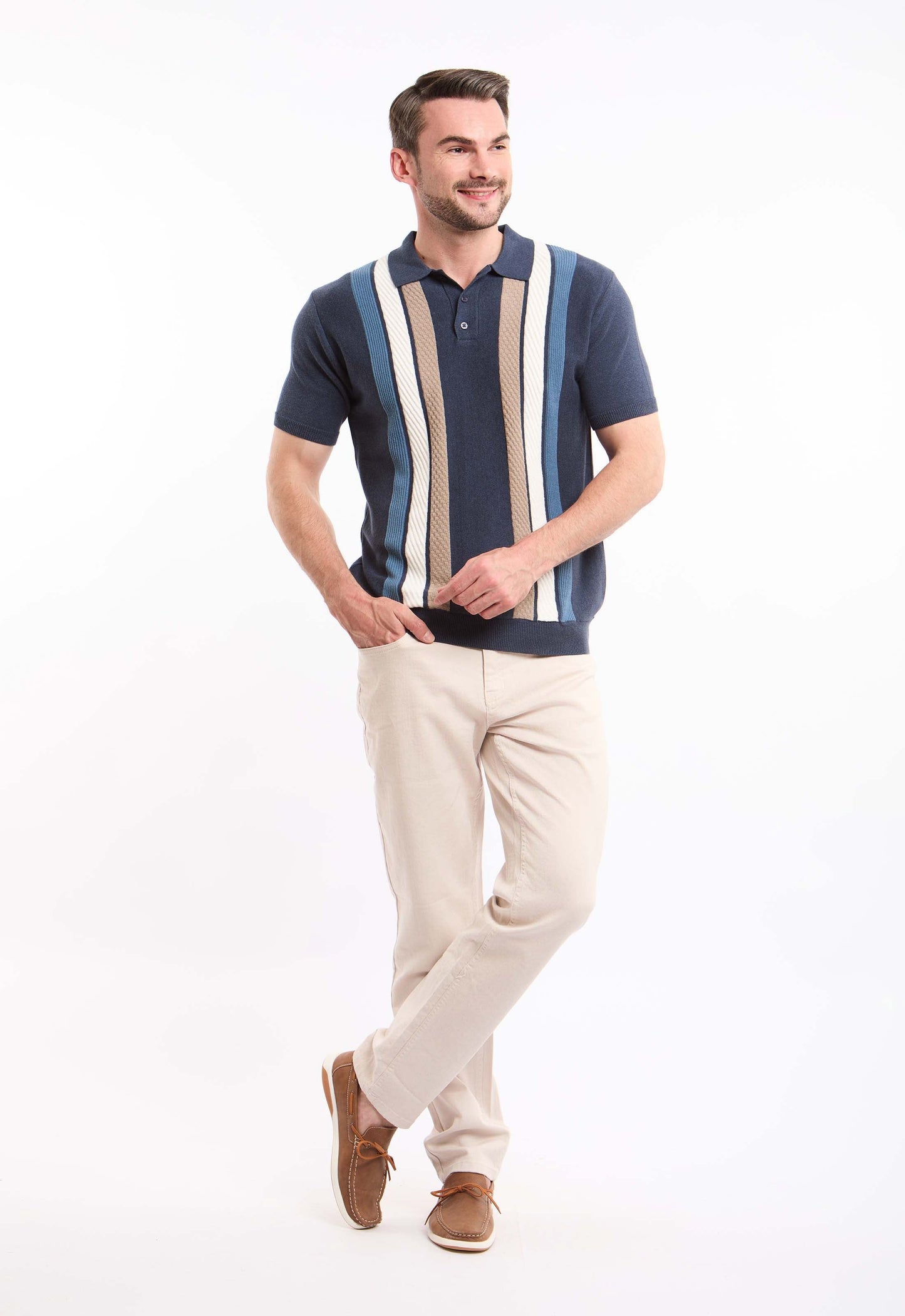 تيشيرت بولو مخطط بأكمام قصيرة وأزرار