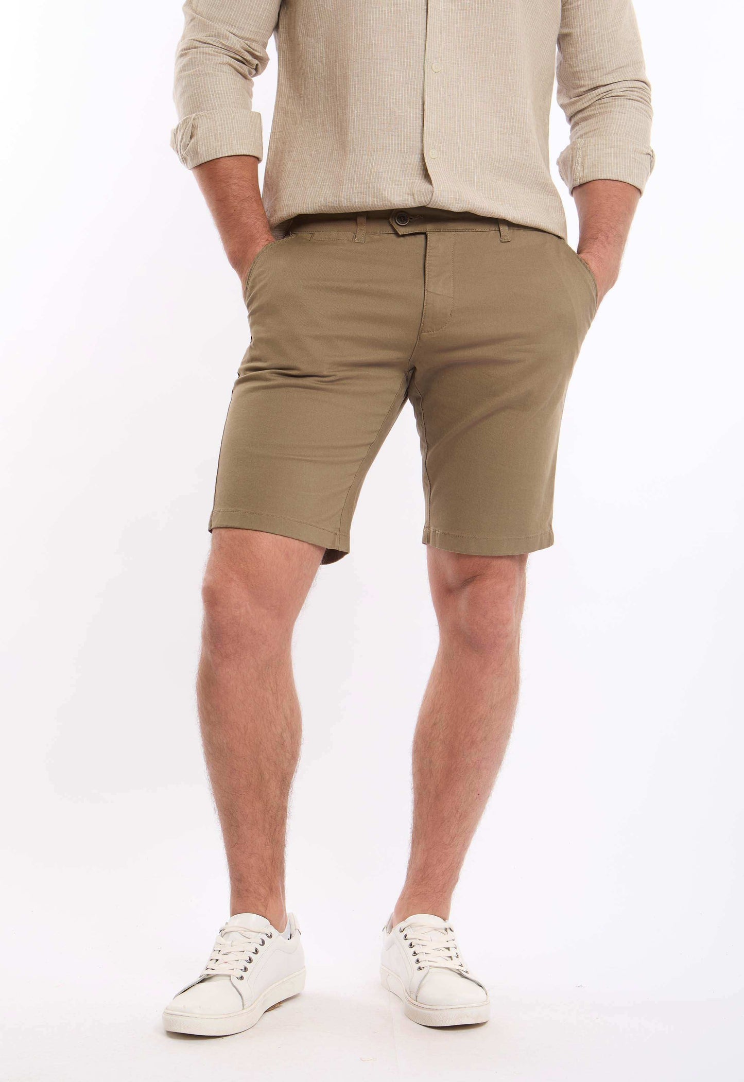 Comfy Solid Slim Fit Shorts