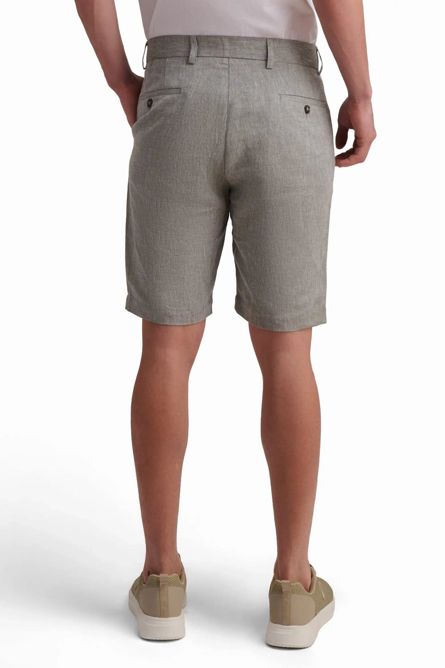 Elegant Linen Shorts with Side Pockets