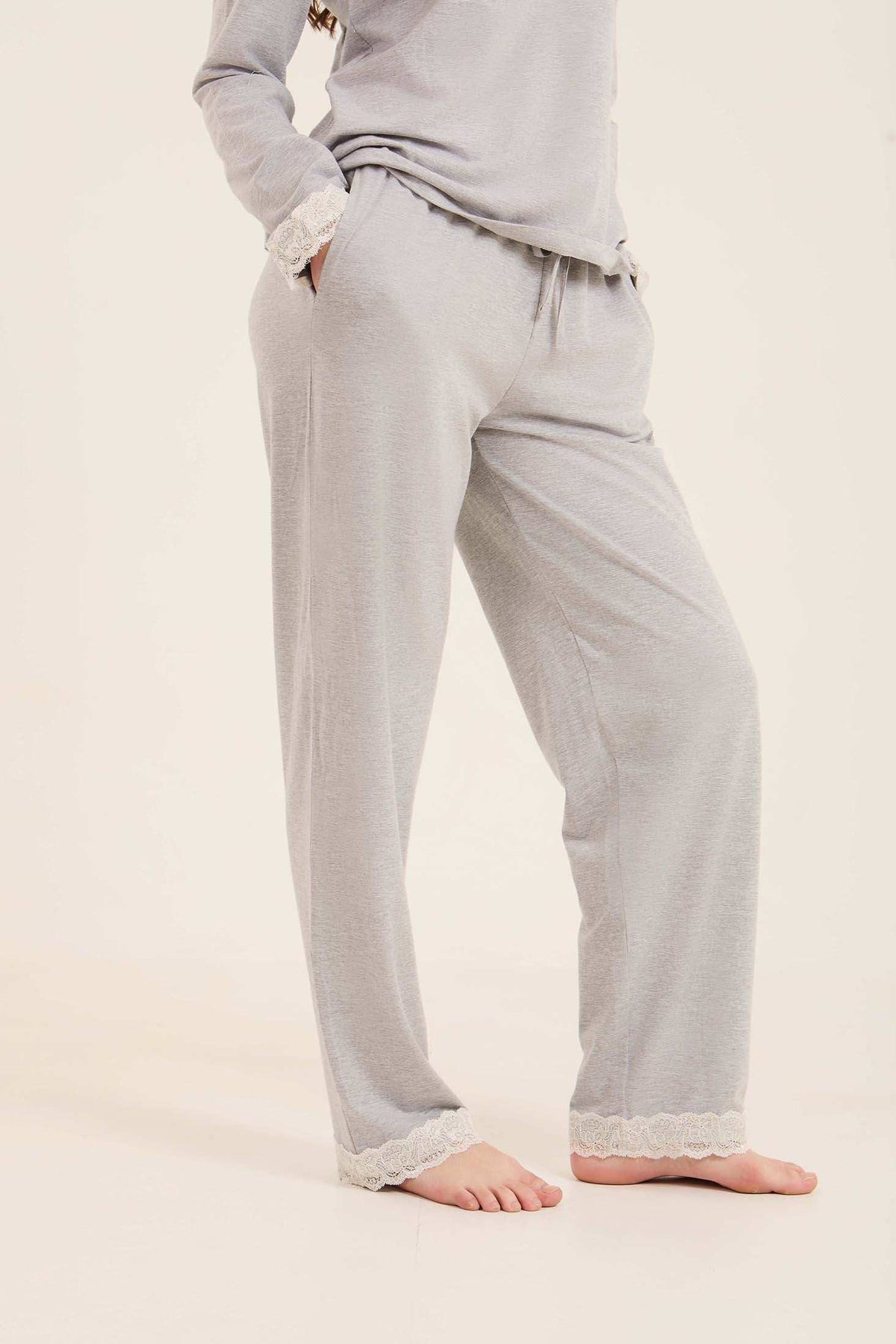 V-Neck Long Sleeves Pajama Set with Lace Detail