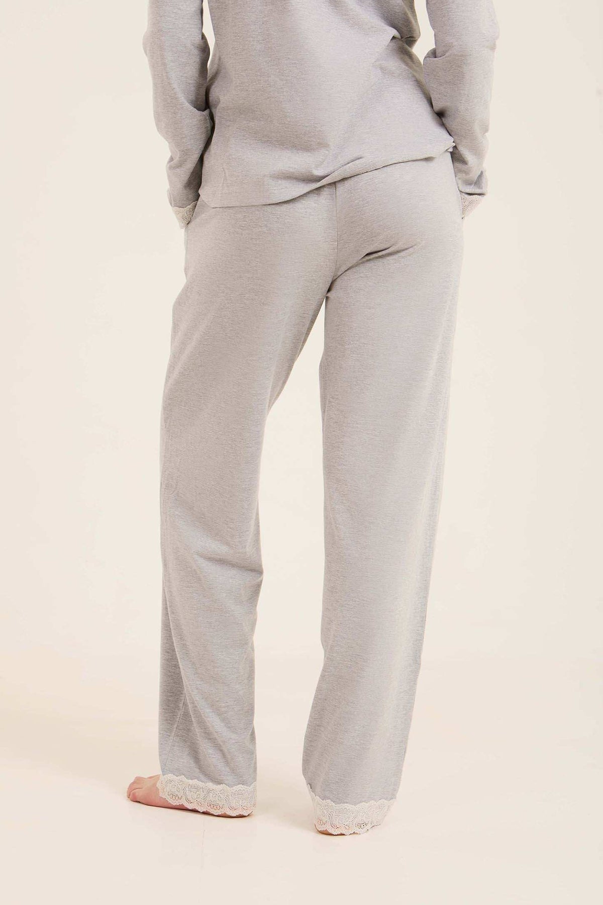 V-Neck Long Sleeves Pajama Set with Lace Detail
