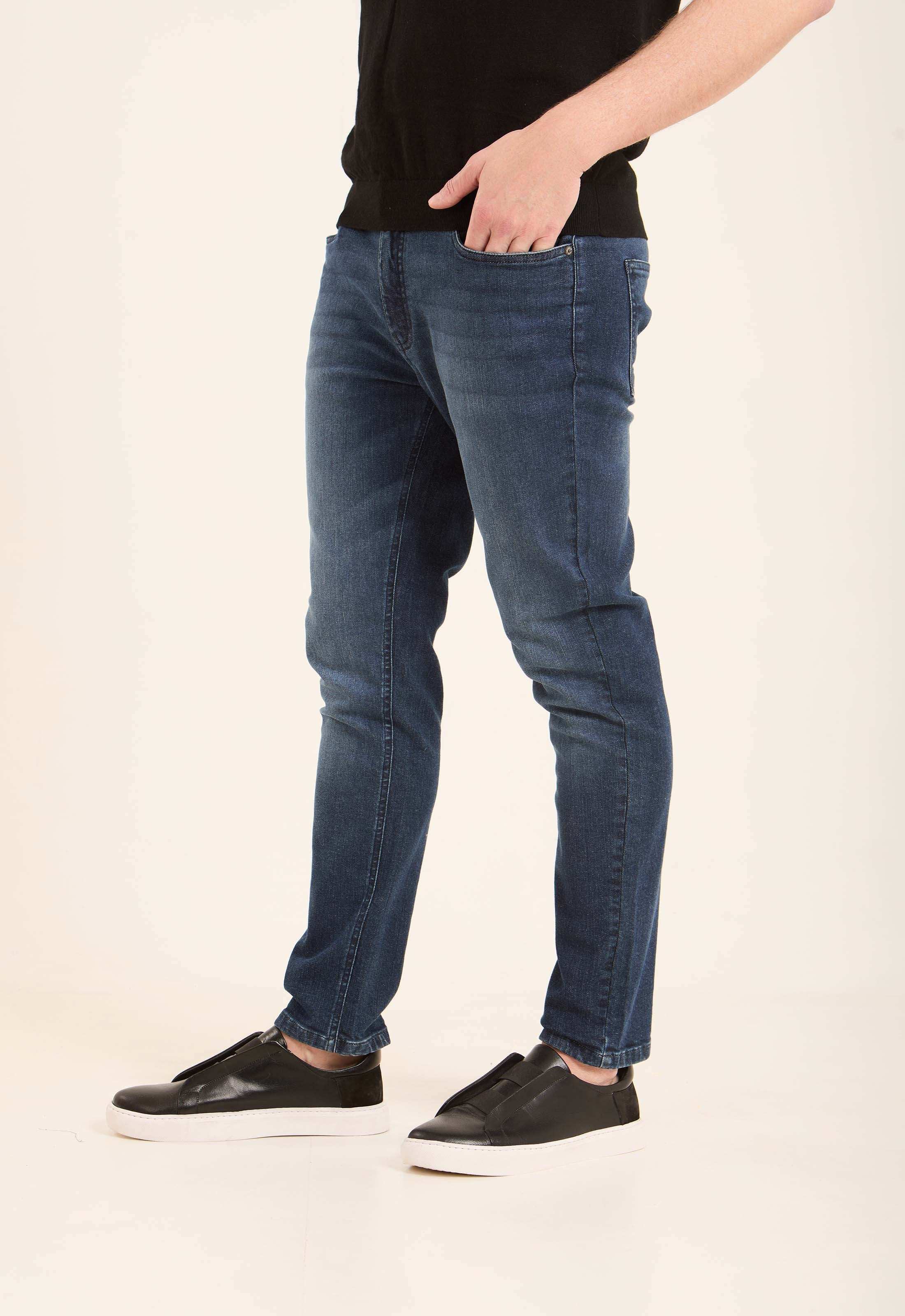 Skinny Denim Pants with Clean Finish