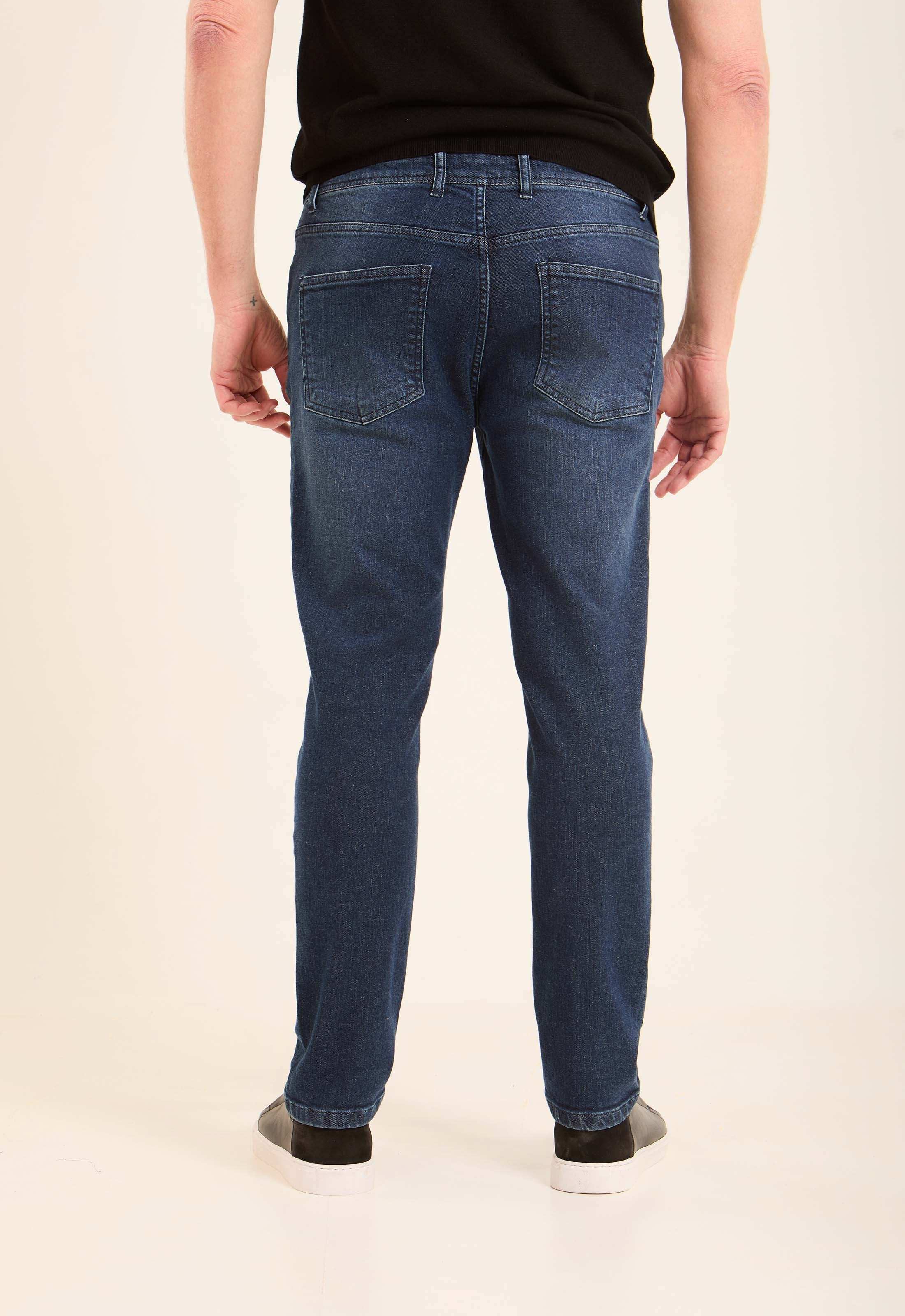 Skinny Denim Pants with Clean Finish