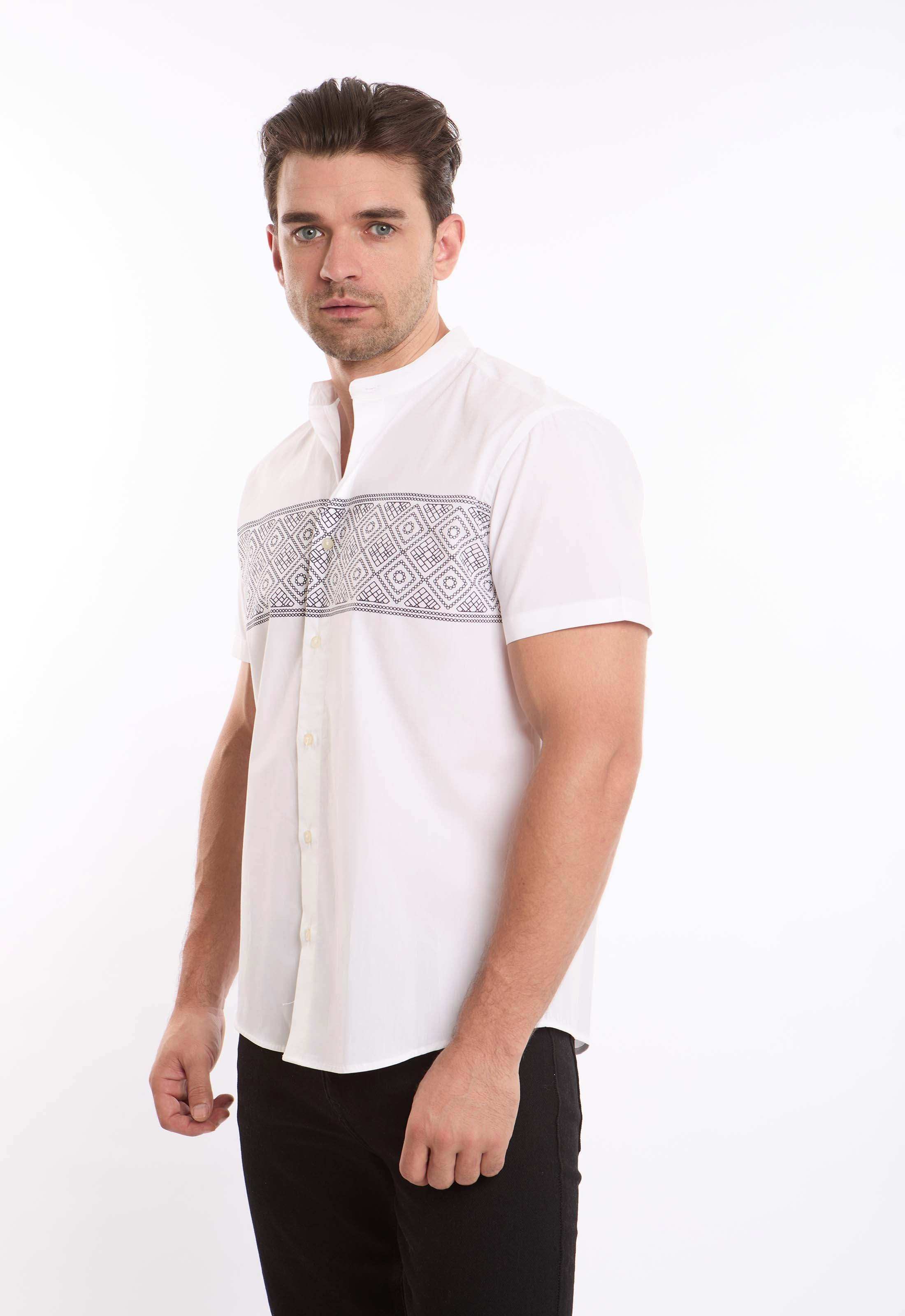 قميص صيفي بأكمام قصيرة ونقشة أمامية
