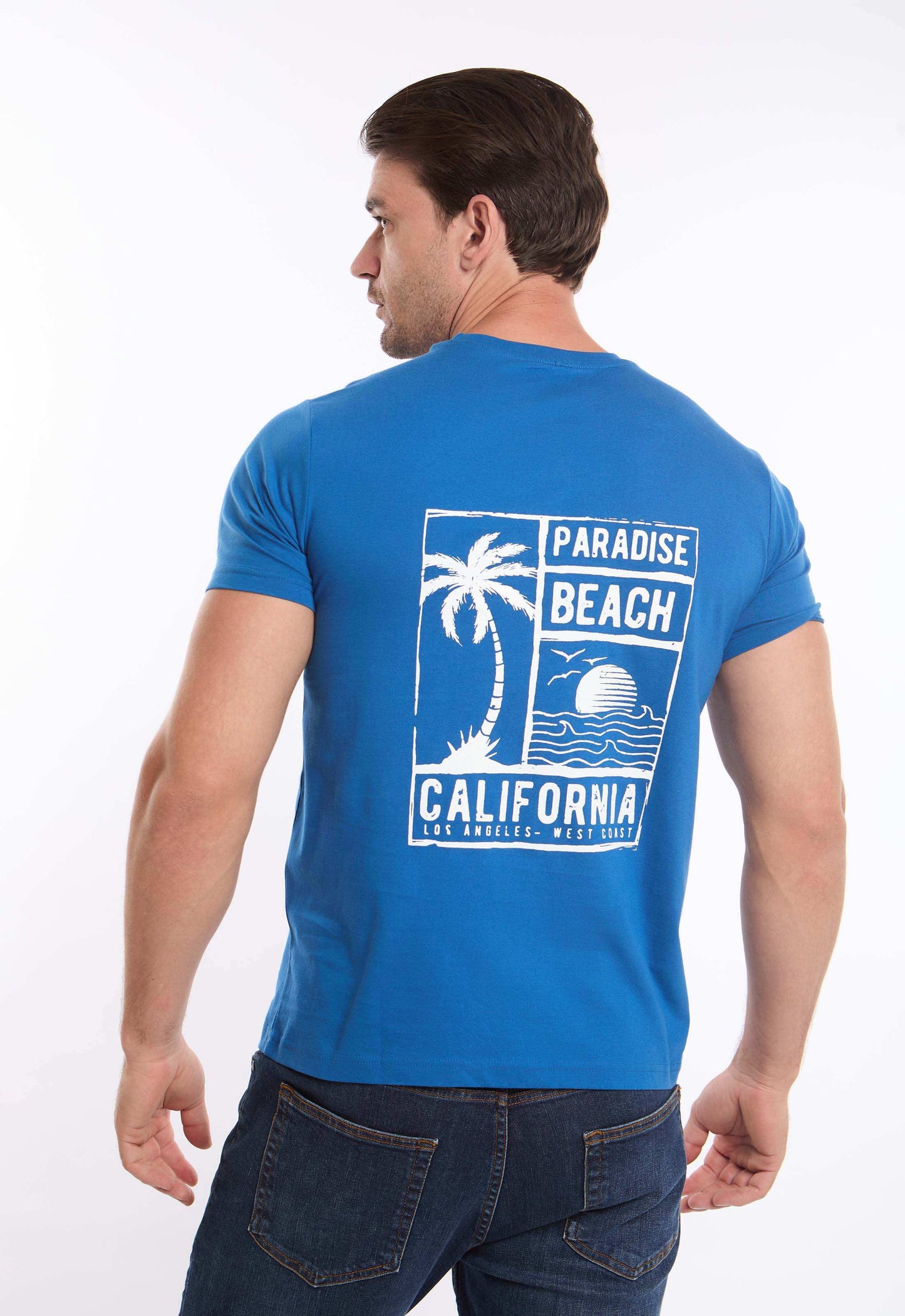 تيشيرت مطبوع برقبة دائرية سهل الارتداء