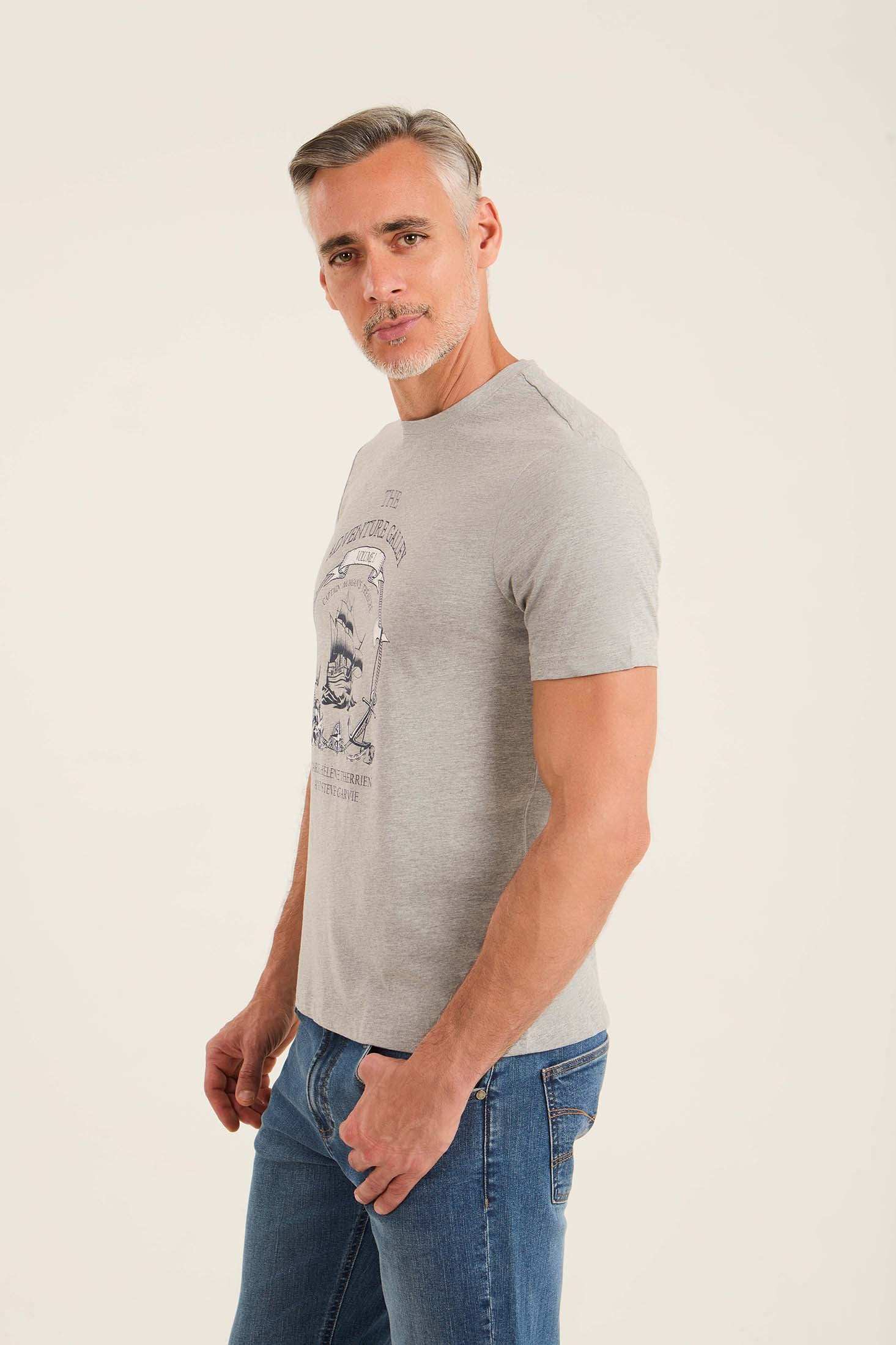 تيشيرت عادي برقبة مستديرة بطبعة شاطئ