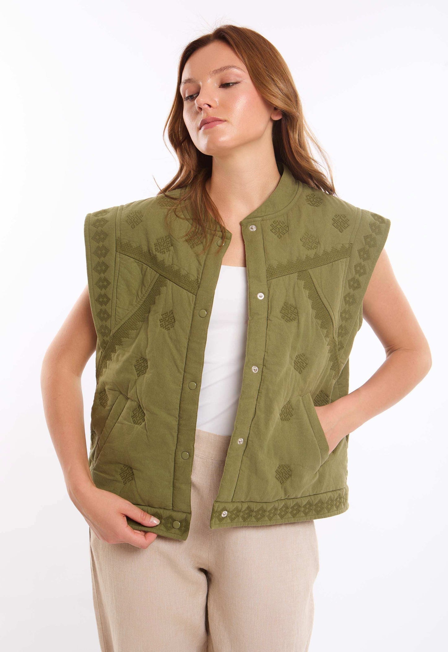 Embroidered Cap Sleeves Vest with Snap Buttons