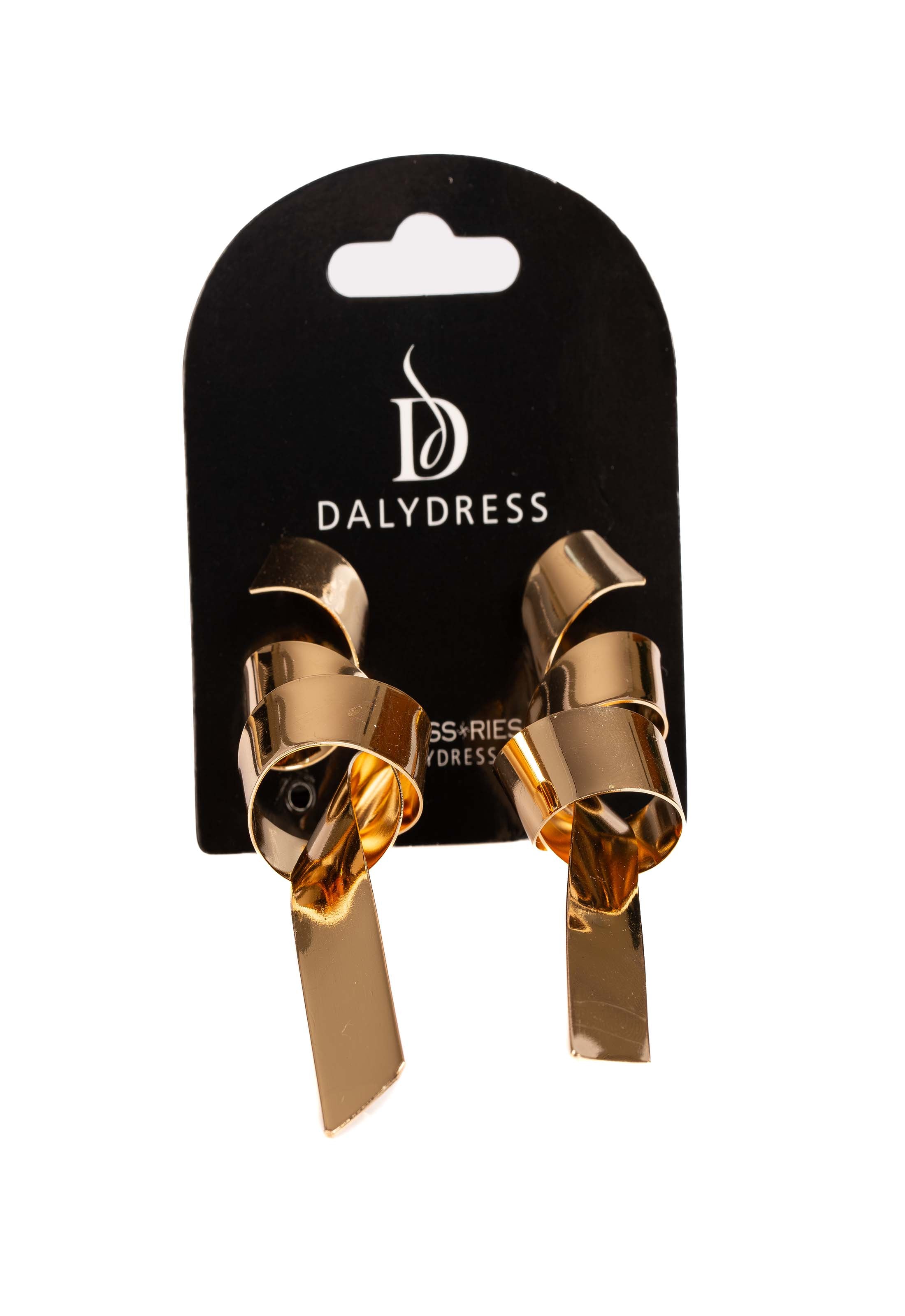 أقراط الشريط المعدني ذات الطابع المعدني