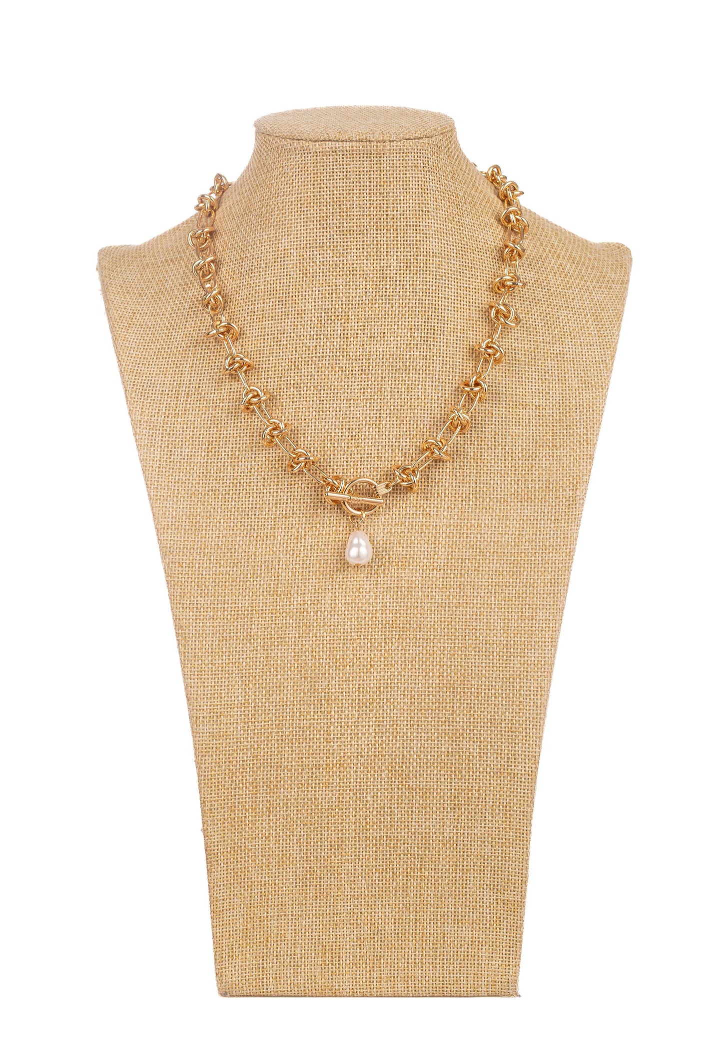 عقد سلسلة رقيقة مع قلادة من اللؤلؤ