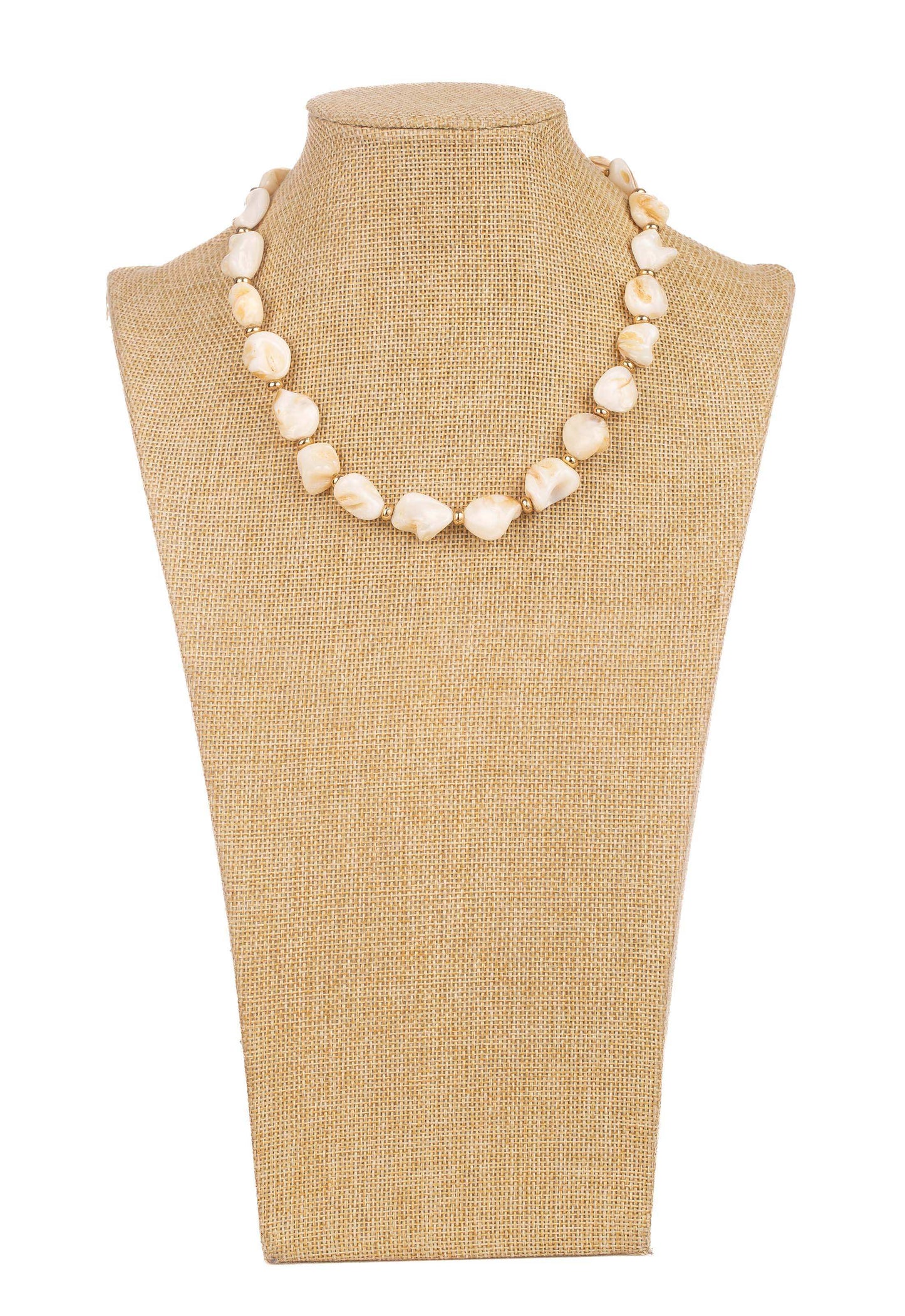 Elegant Beaded Pearl Necklace Design