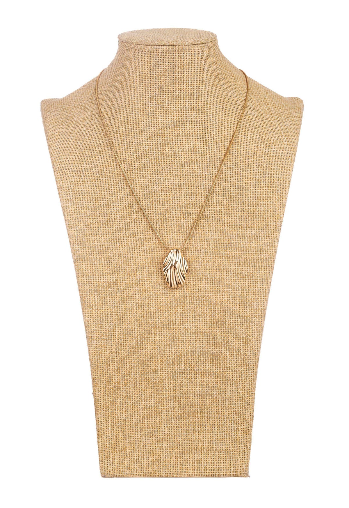 Minimalist Pendant Necklace