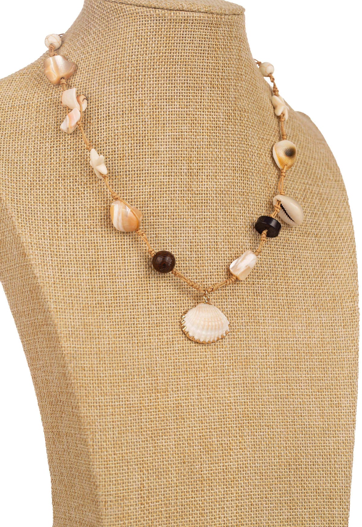 Seashell Charm Detailed Necklace