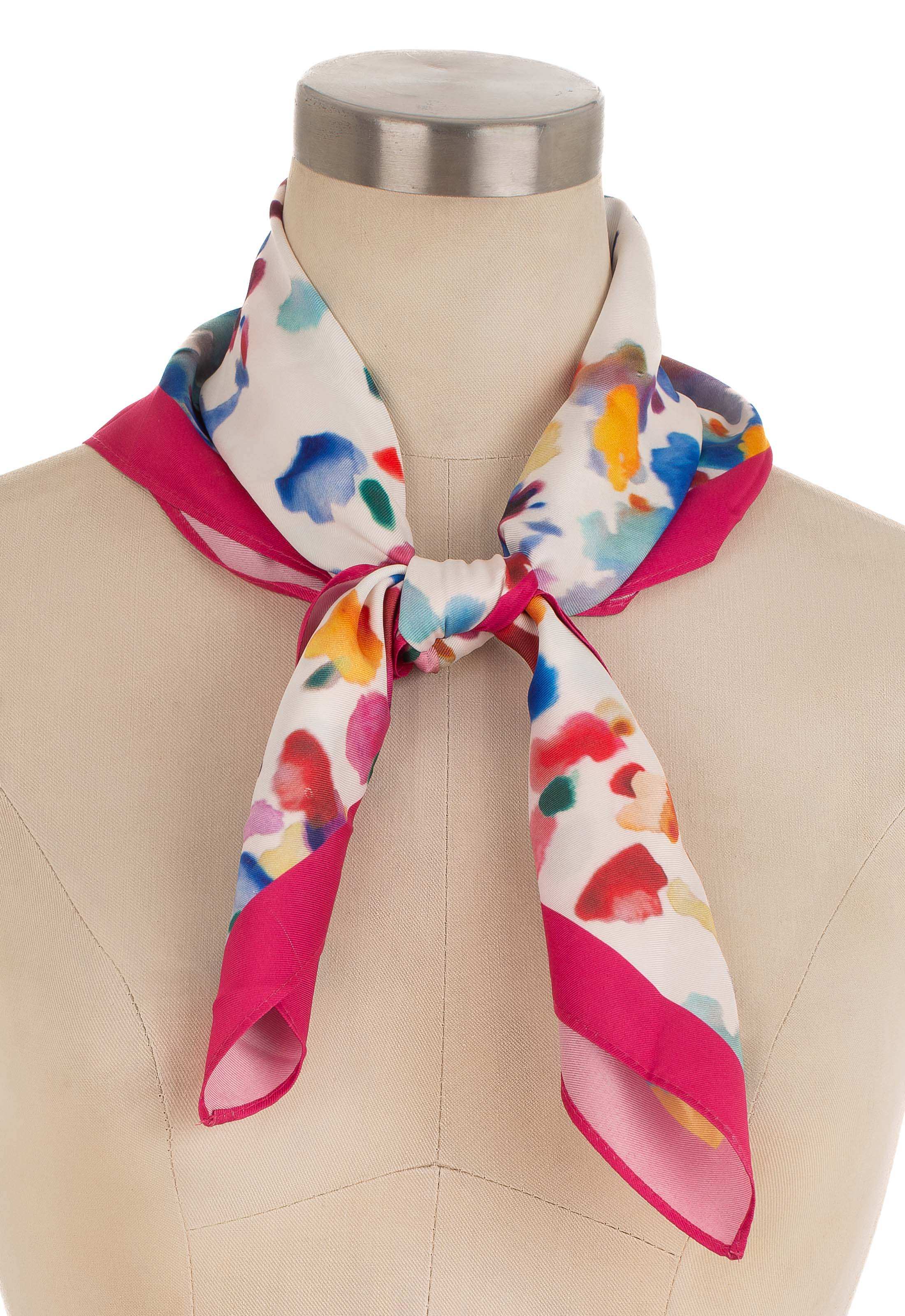 وشاح مربع ملون مزخرف