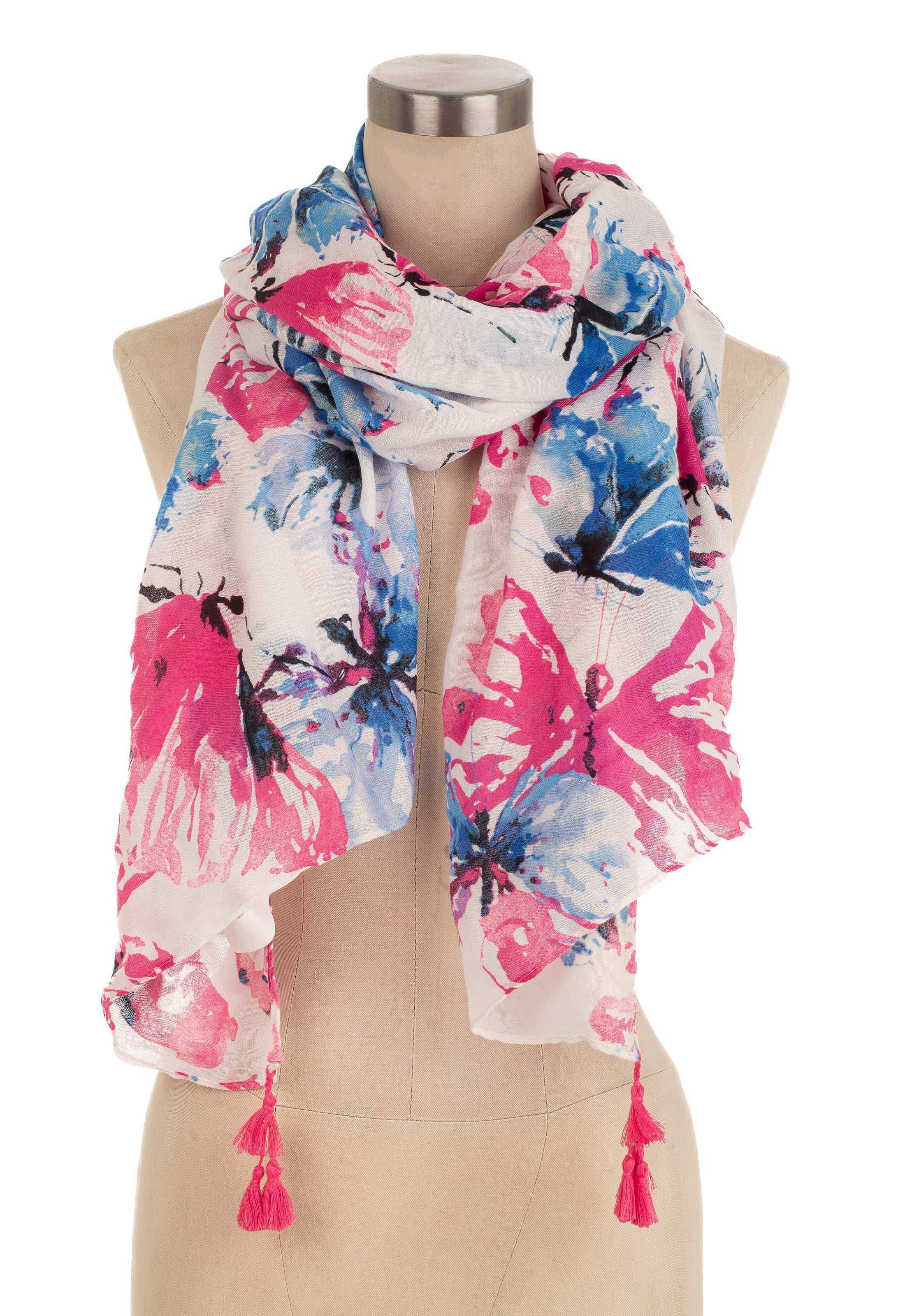 وشاح ناعم بنقشة فراشة